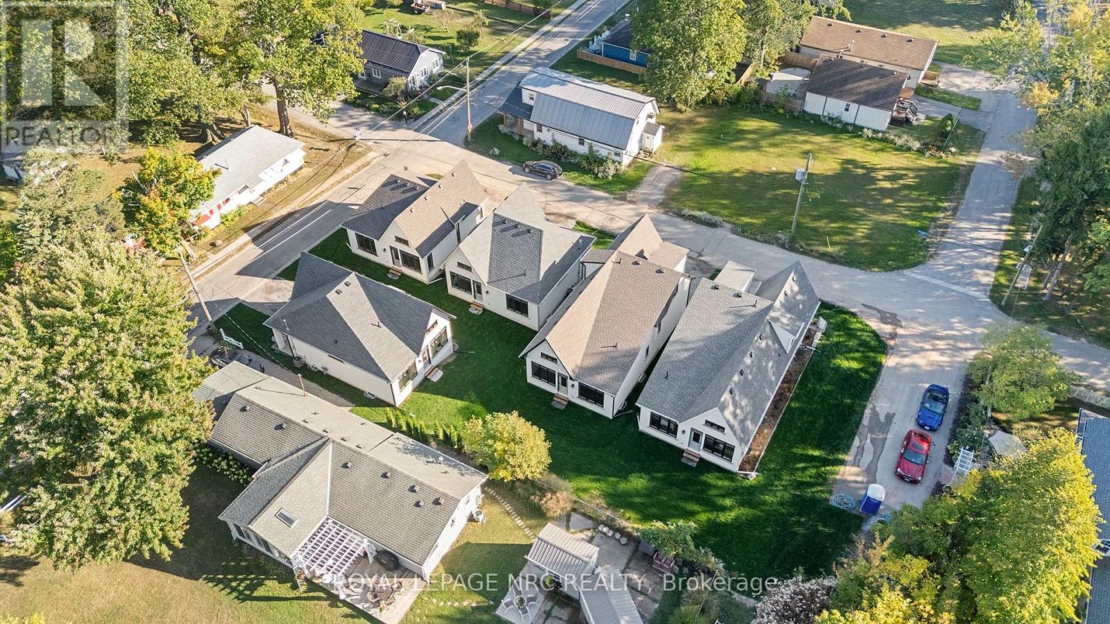 












4054 GLENSPRING ROAD

,
Fort Erie (Crystal Beach),




Ontario
L0S1B0

