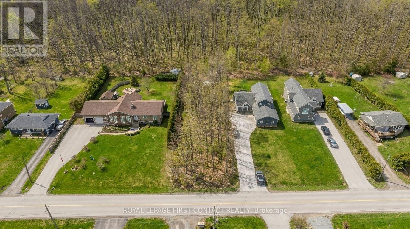 












2266 LAKESHORE ROAD E

,
Oro-Medonte,







Ontario
L0L1T0

