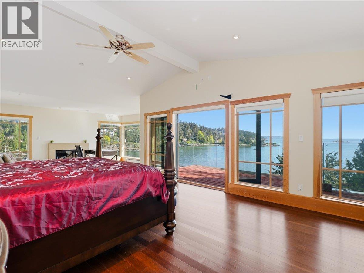 












5812 EAGLE ISLAND

,
West Vancouver,




British Columbia
V7W1V5

