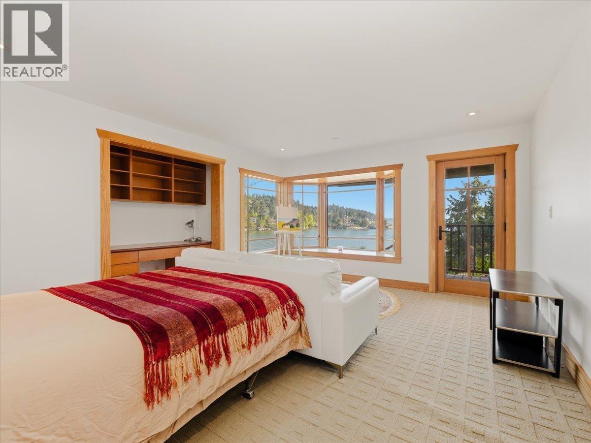 












5812 EAGLE ISLAND

,
West Vancouver,




British Columbia
V7W1V5


