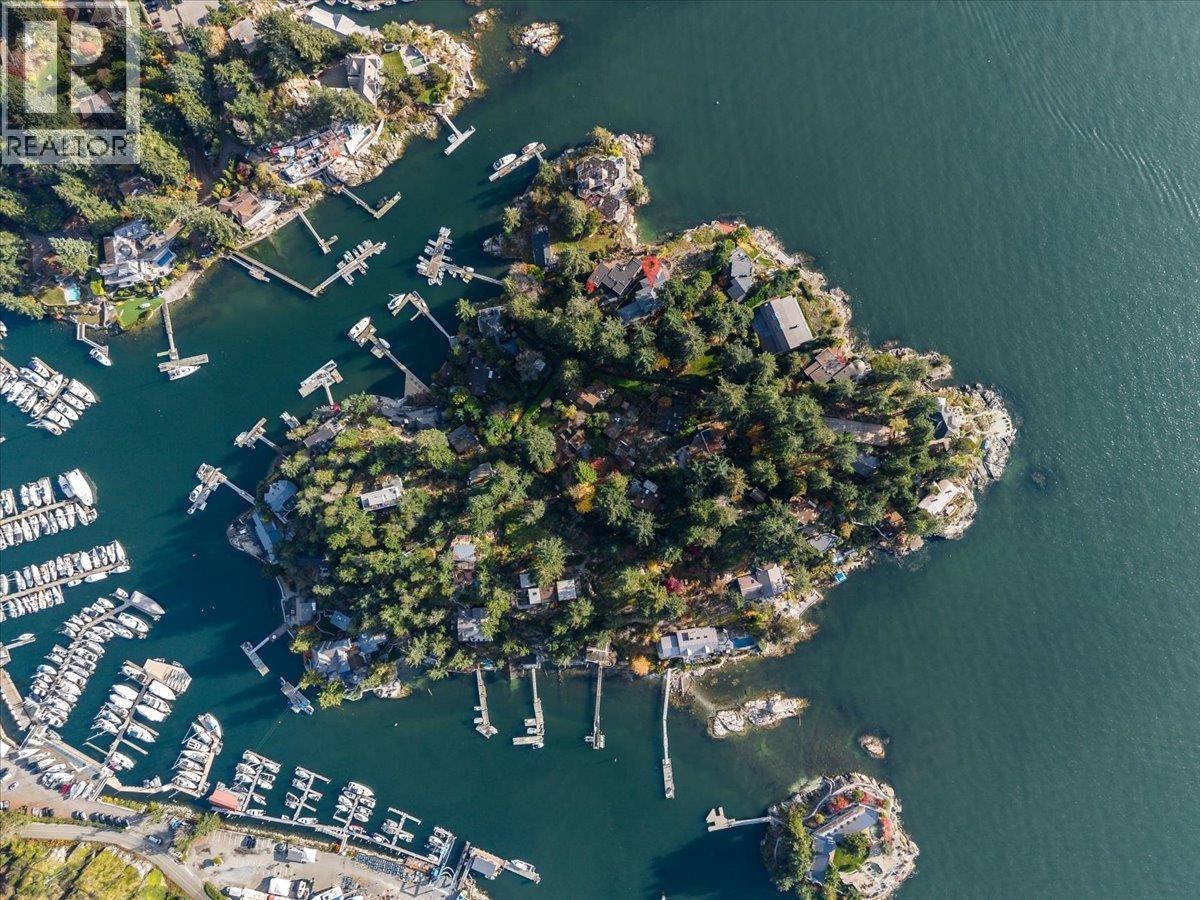 












5812 EAGLE ISLAND

,
West Vancouver,




British Columbia
V7W1V5

