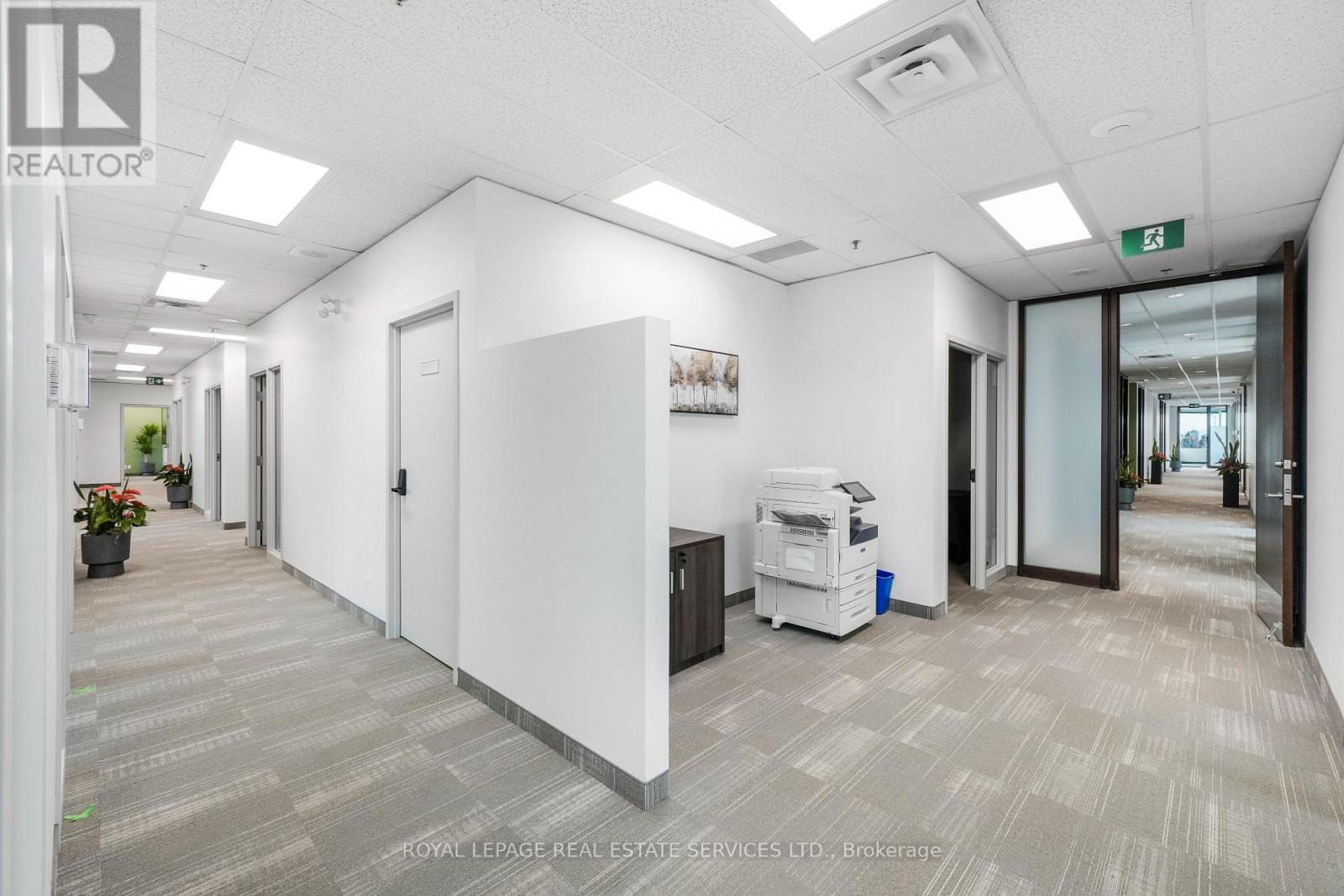 












200 - 2020 WINSTON PARK DRIVE

,
Oakville,




Ontario
L6H6X7

