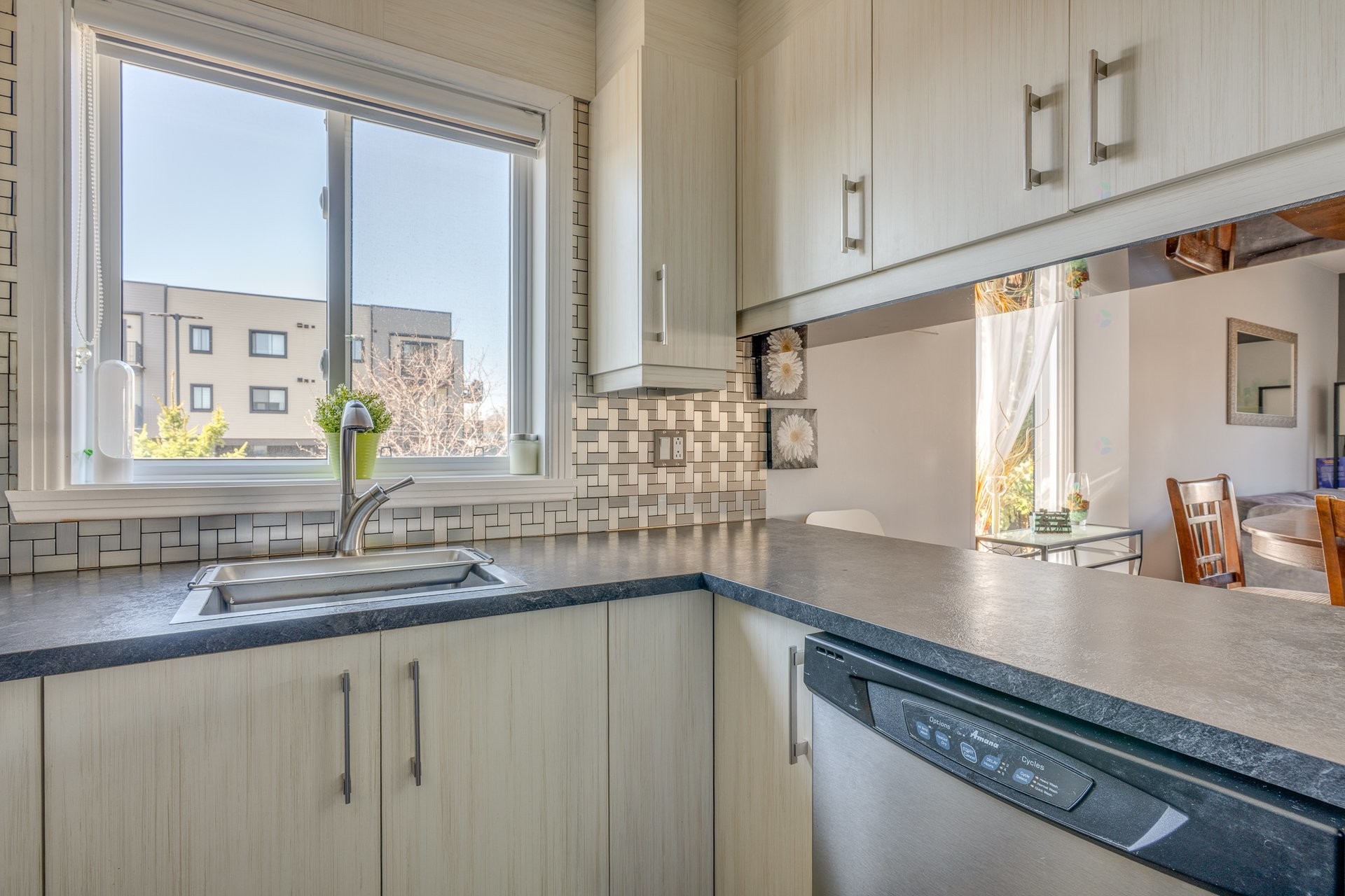 









68


Rue Pierre-Laporte

, 202,
Saint-Eustache,




QC
J7P5B4

