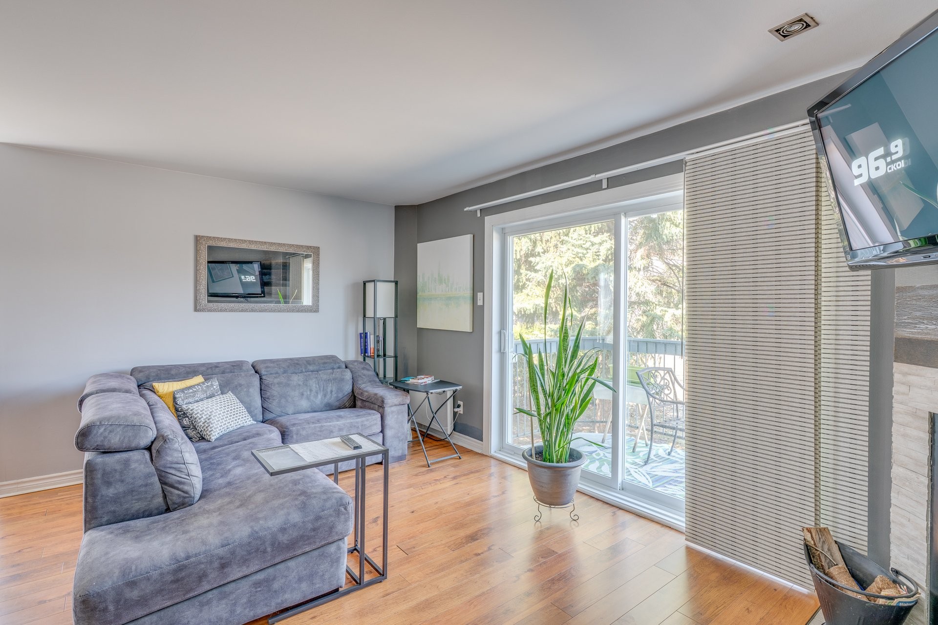 









68


Rue Pierre-Laporte

, 202,
Saint-Eustache,




QC
J7P5B4

