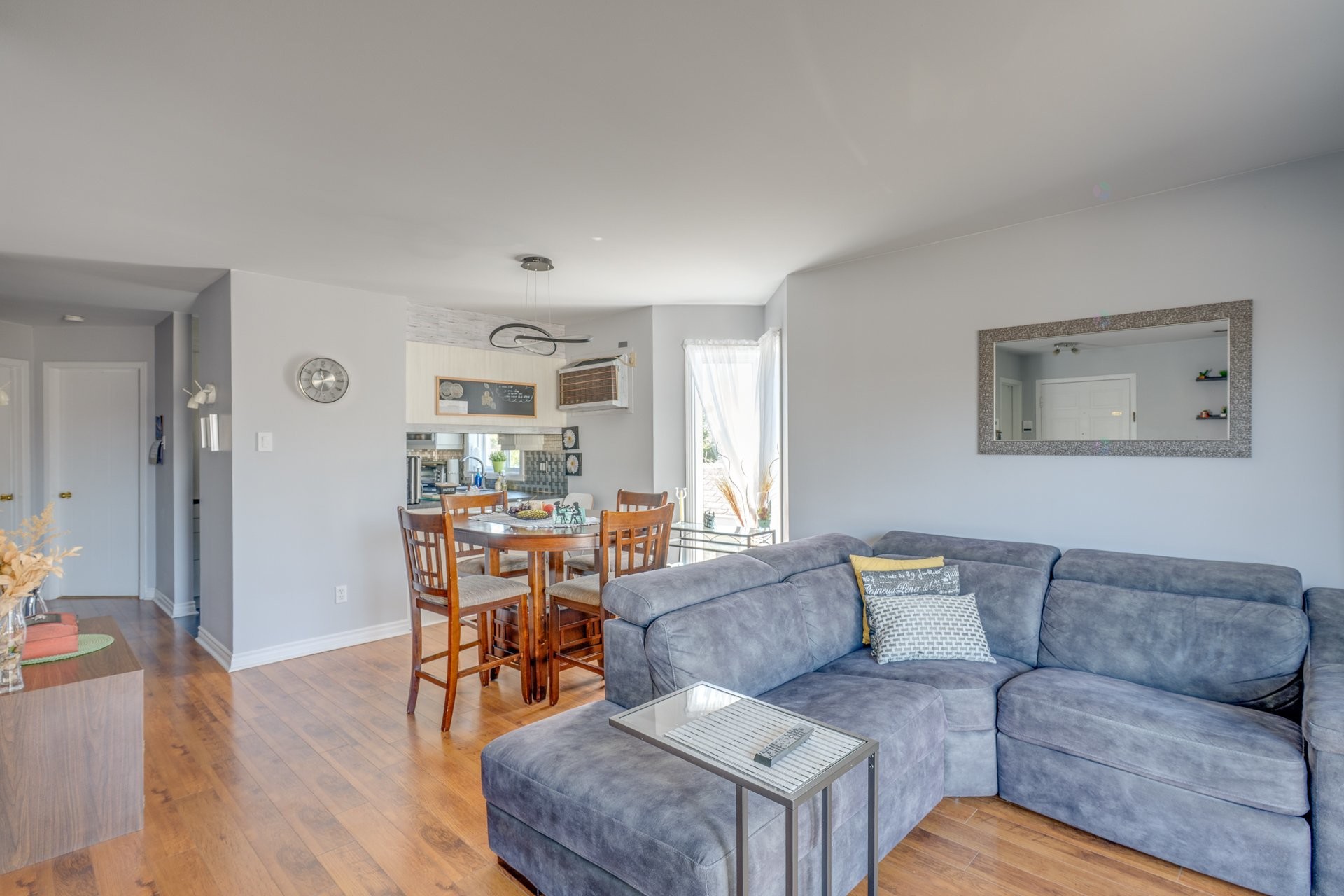 









68


Rue Pierre-Laporte

, 202,
Saint-Eustache,




QC
J7P5B4

