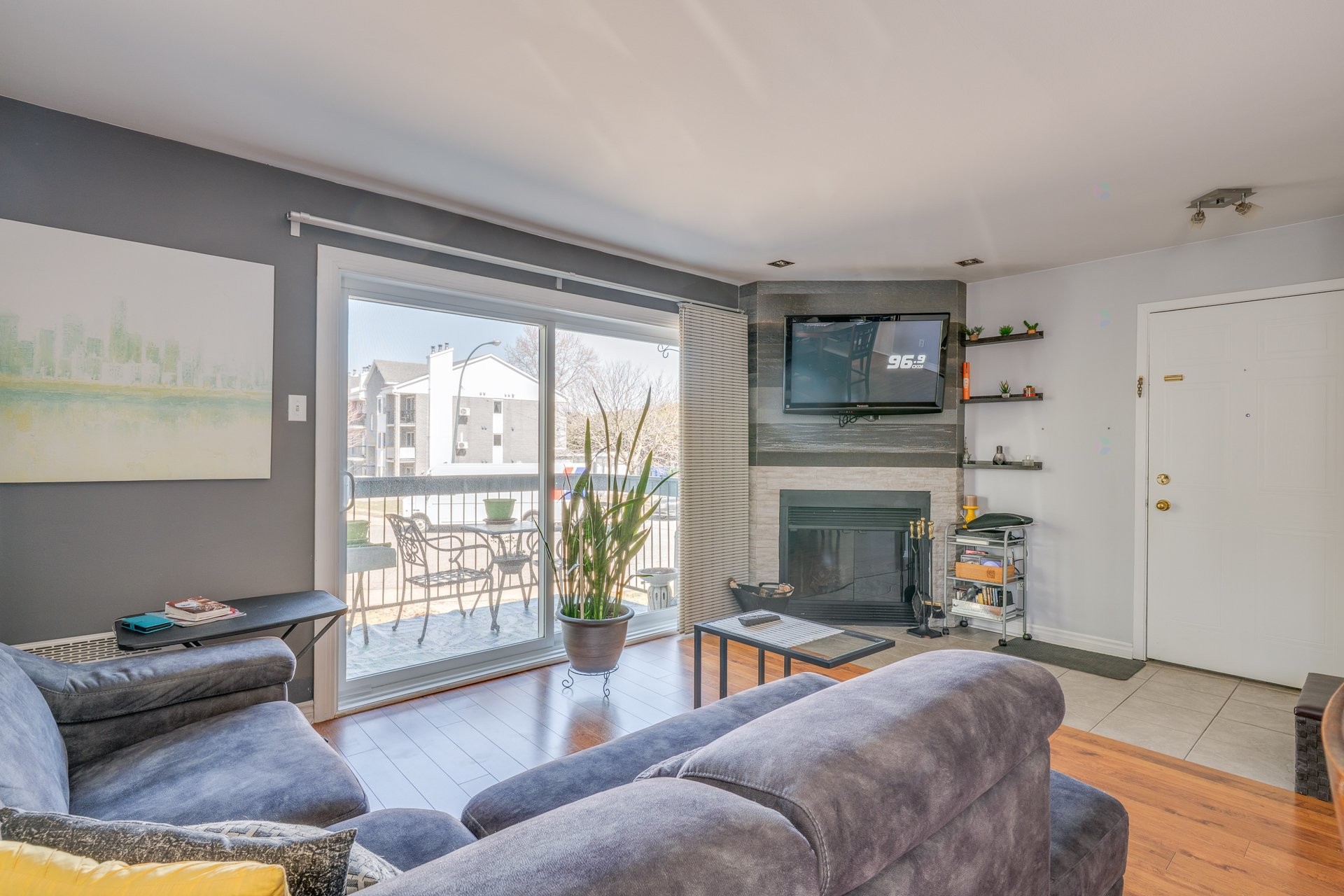 









68


Rue Pierre-Laporte

, 202,
Saint-Eustache,




QC
J7P5B4

