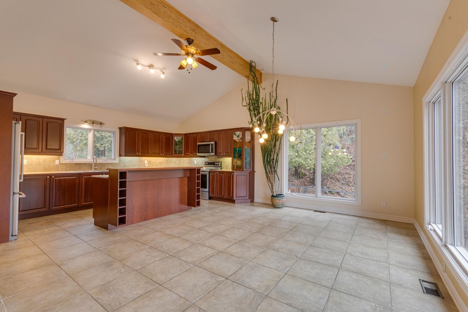 









160


Ch. Blackburn

,
Val-des-Monts,




QC
J8N6A9

