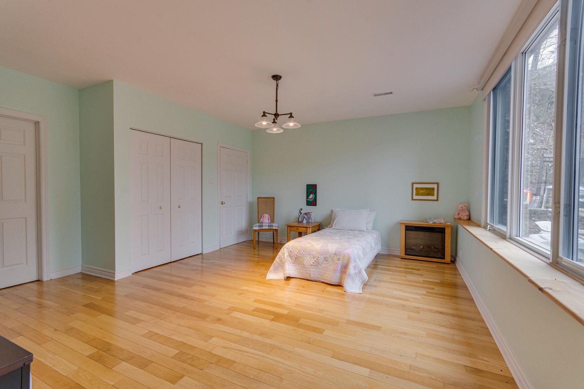 









160


Ch. Blackburn

,
Val-des-Monts,




QC
J8N6A9

