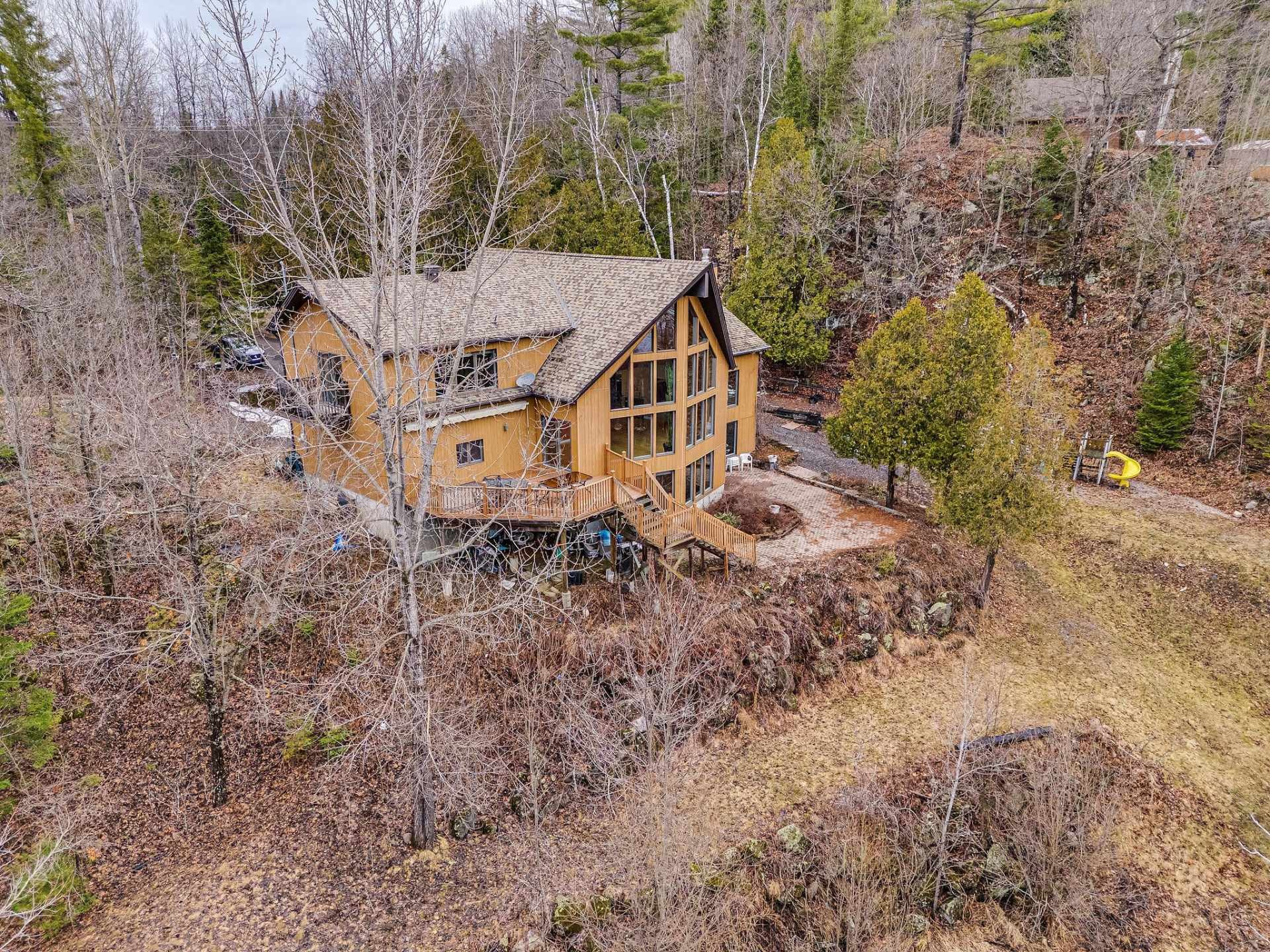 









160


Ch. Blackburn

,
Val-des-Monts,




QC
J8N6A9

