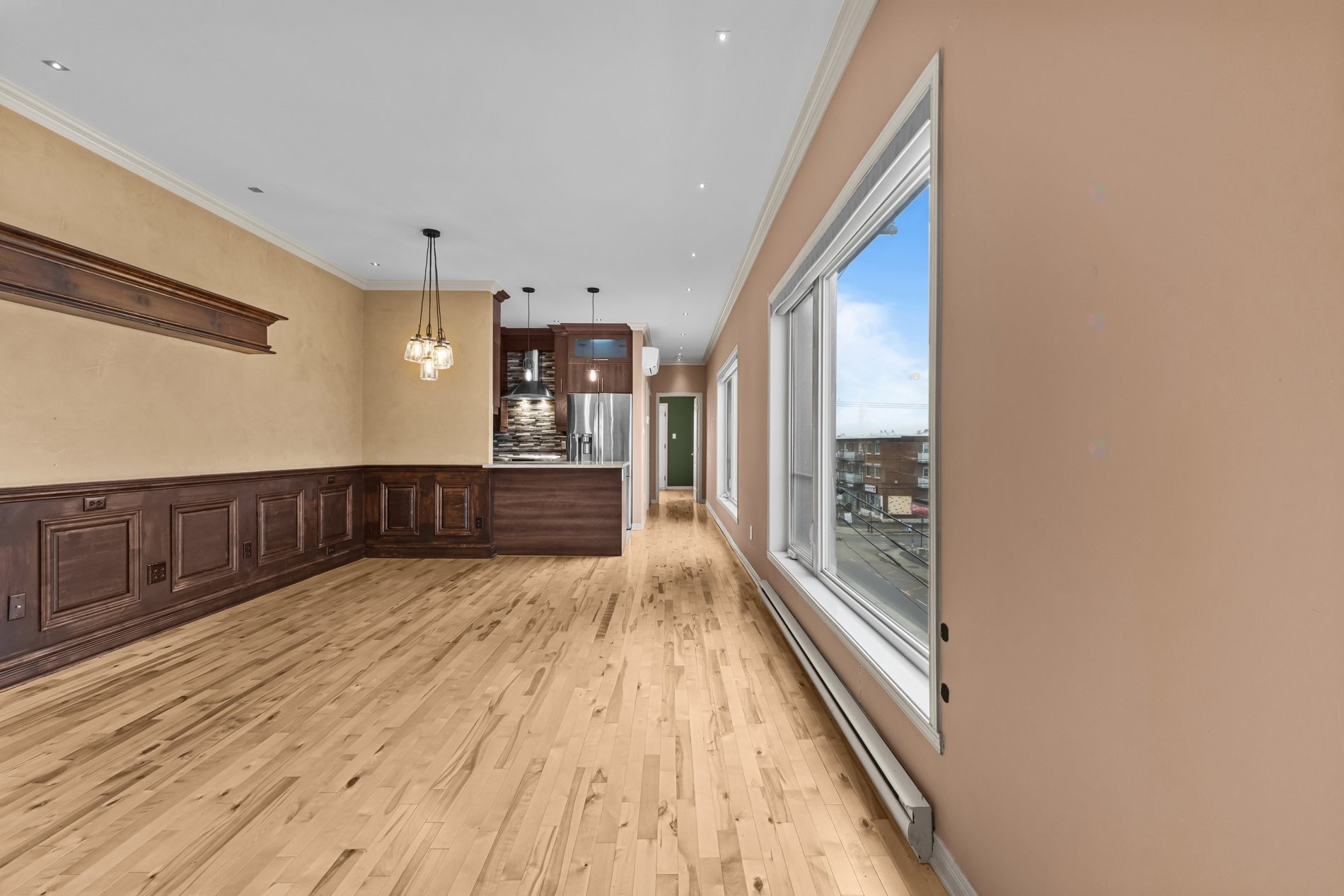 









7660


18e Avenue

, 3,
Montréal (Villeray/Saint-Michel/Parc-Extension),




QC
H2A2N2

