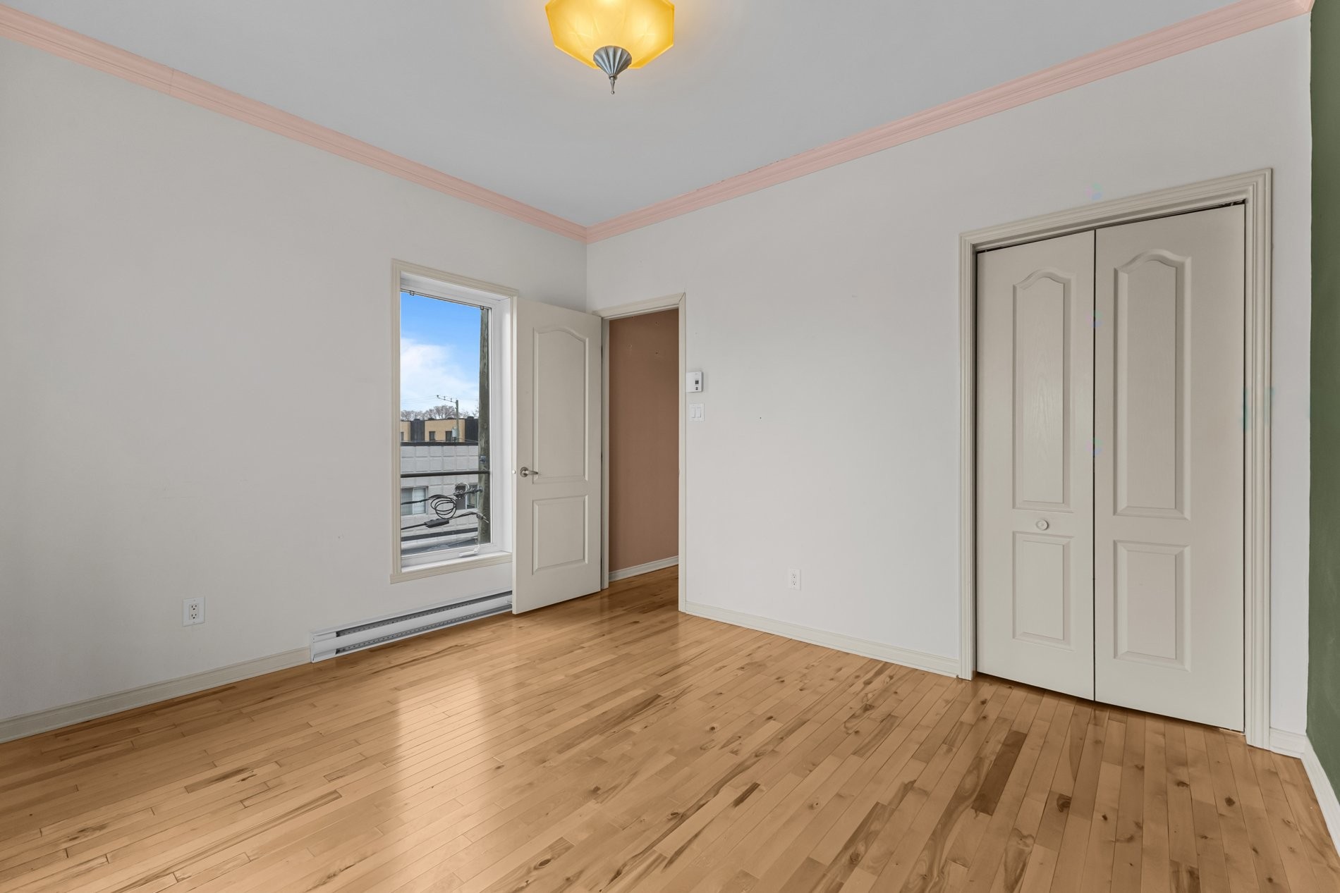 









7660


18e Avenue

, 3,
Montréal (Villeray/Saint-Michel/Parc-Extension),




QC
H2A2N2

