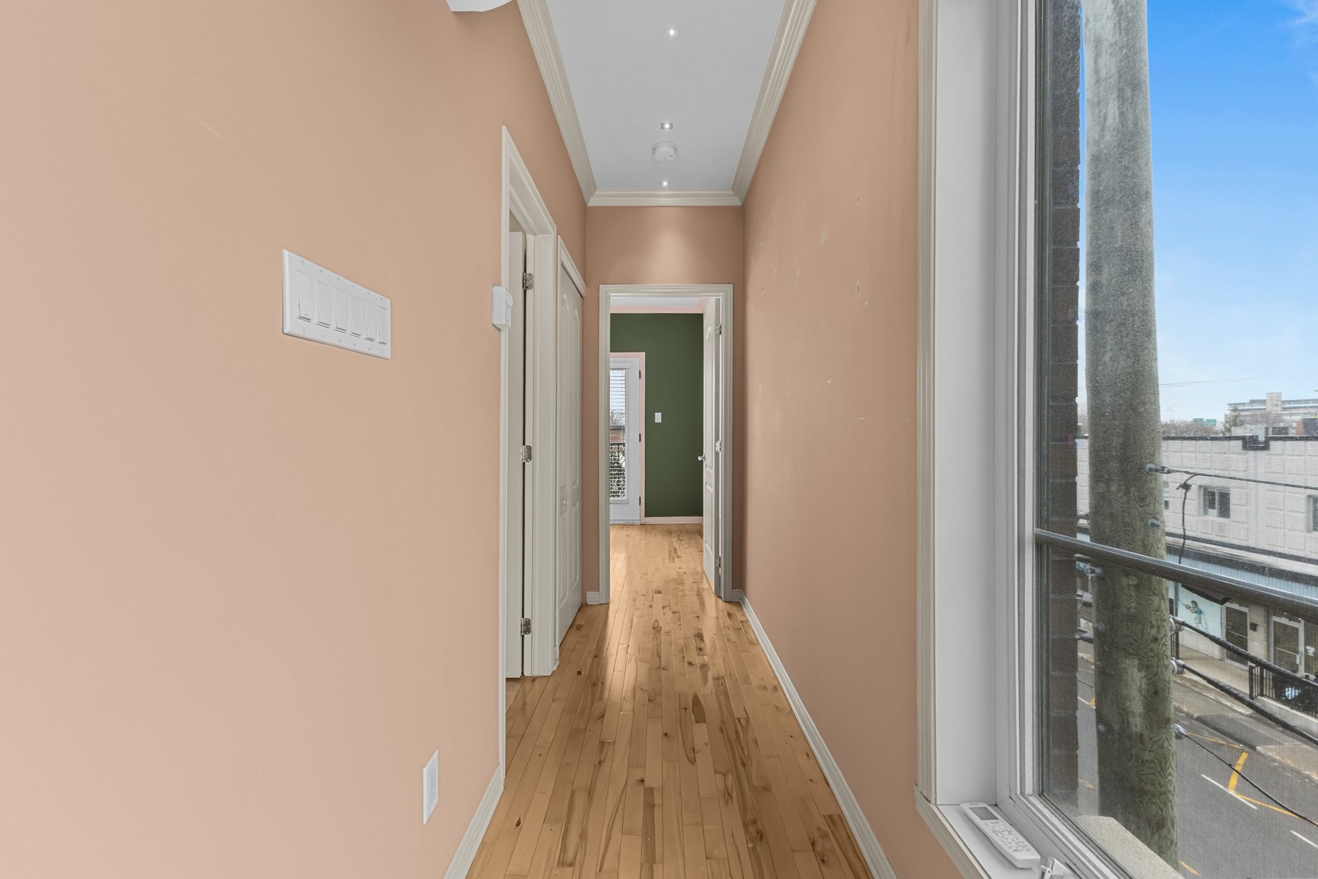 









7660


18e Avenue

, 3,
Montréal (Villeray/Saint-Michel/Parc-Extension),




QC
H2A2N2

