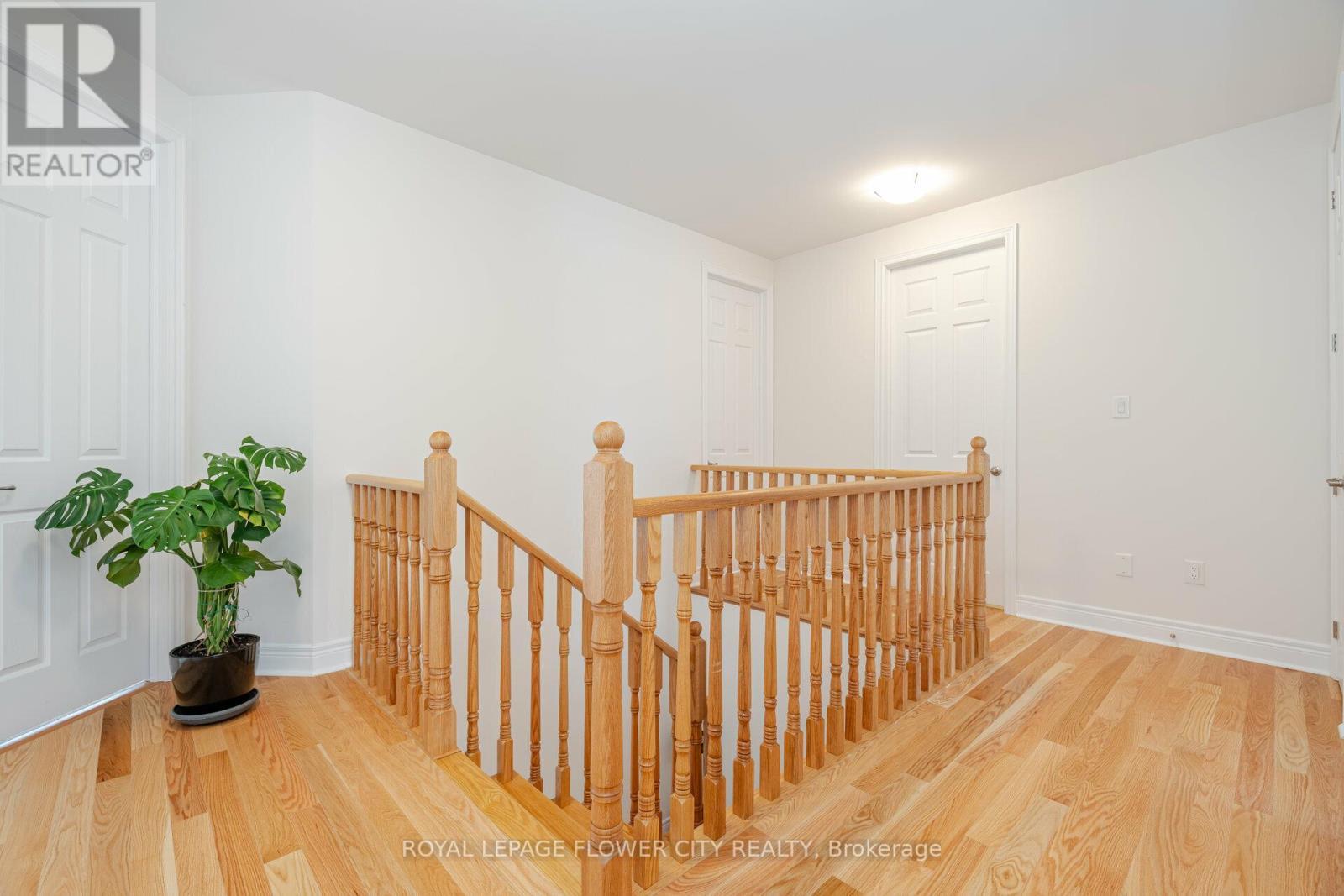 












36 ICON STREET S

,
Brampton,




Ontario
L6E4E5

