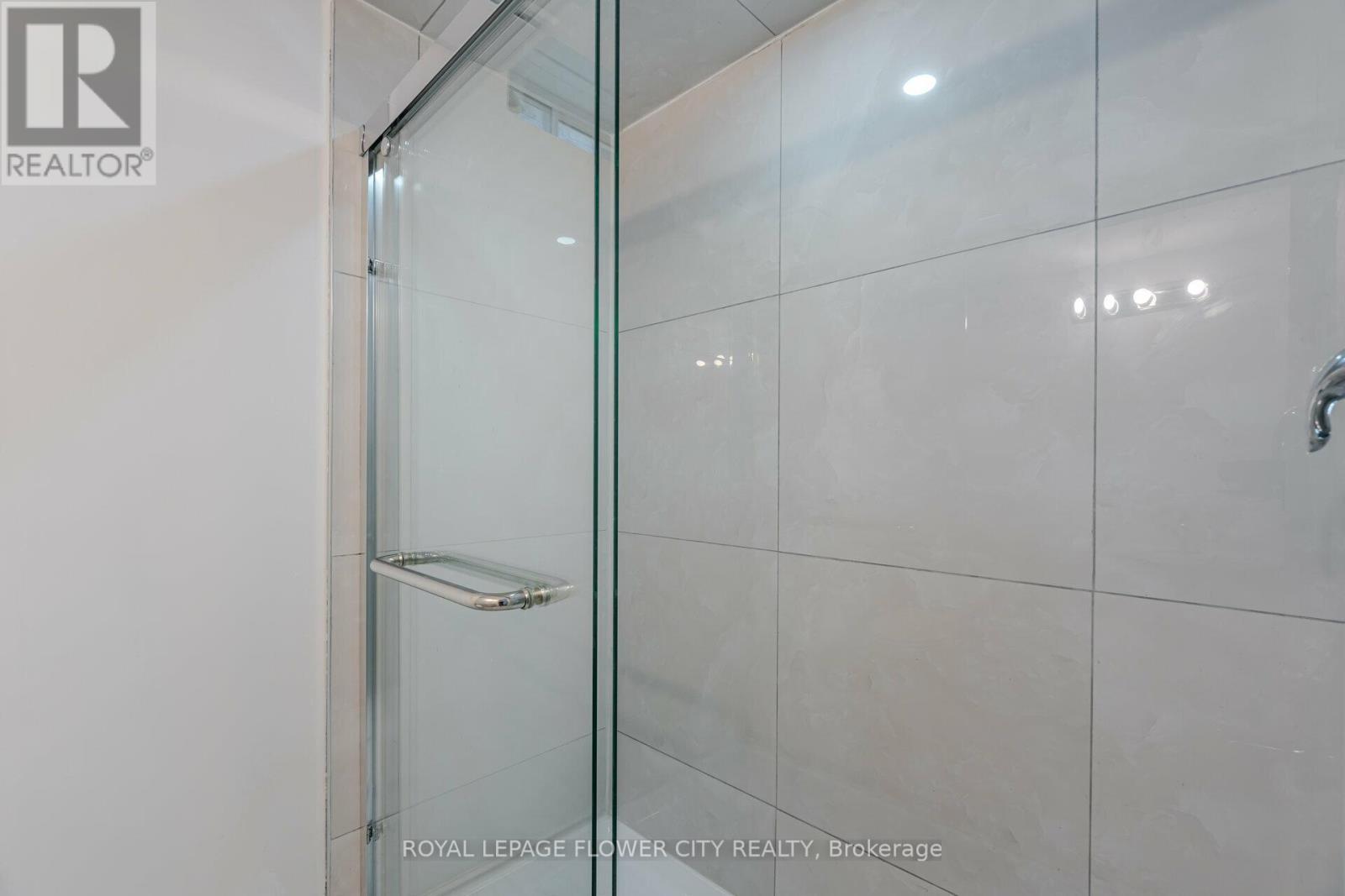 












36 ICON STREET S

,
Brampton,




Ontario
L6E4E5

