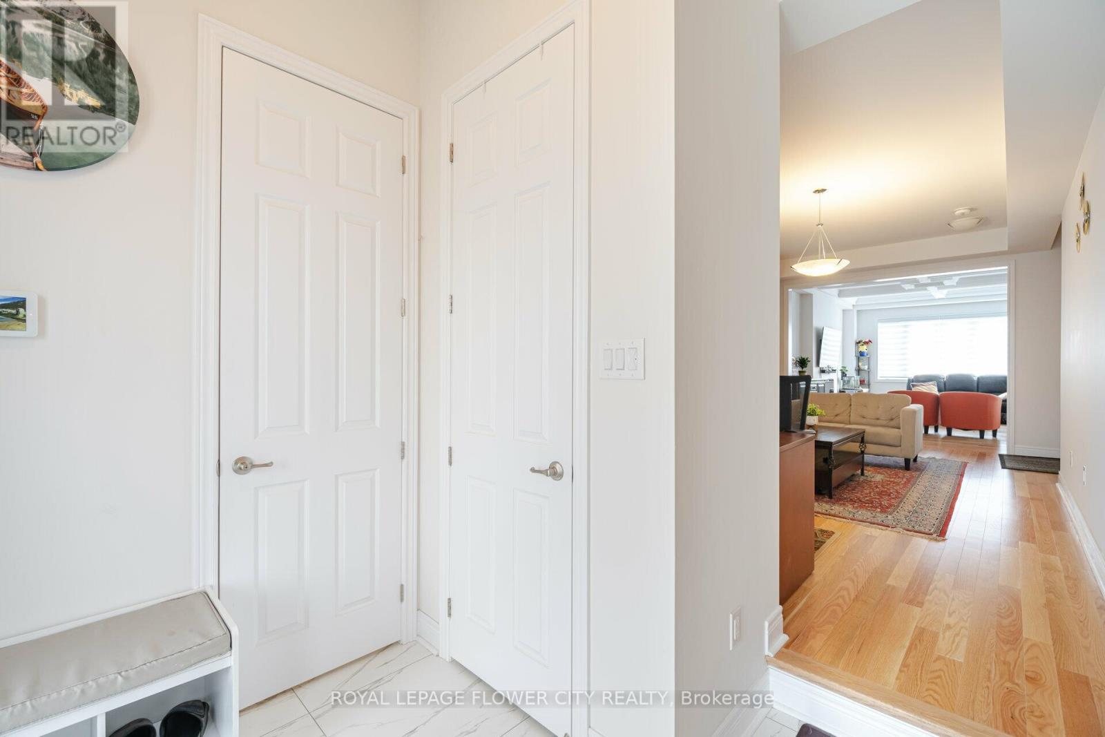 












36 ICON STREET S

,
Brampton,




Ontario
L6E4E5

