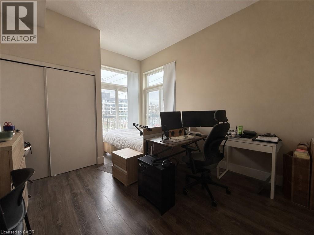 












253 ALBERT Street Unit# 215

,
Waterloo,




Ontario
N2L3T6


