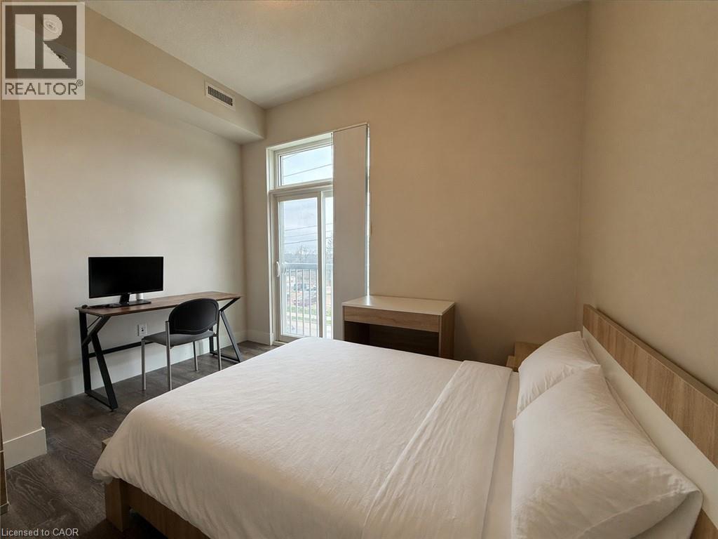 












253 ALBERT Street Unit# 215

,
Waterloo,




Ontario
N2L3T6

