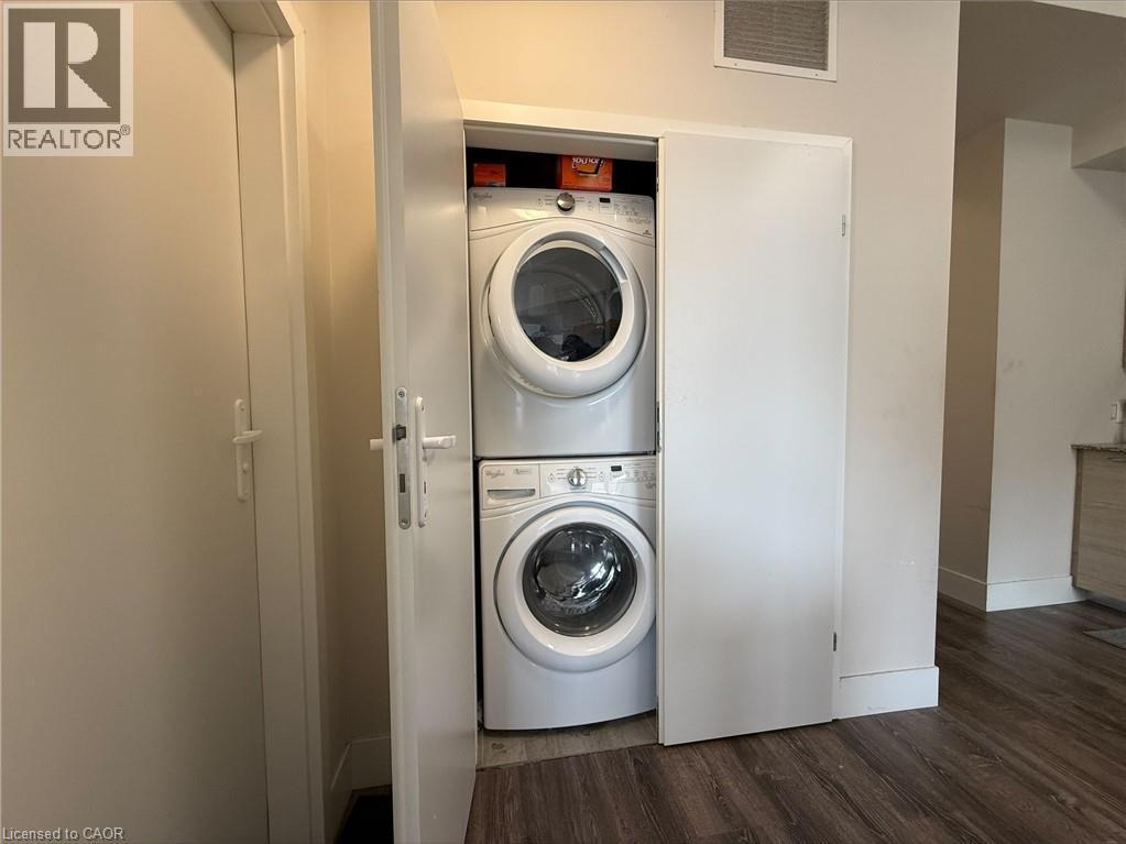 












253 ALBERT Street Unit# 215

,
Waterloo,




Ontario
N2L3T6

