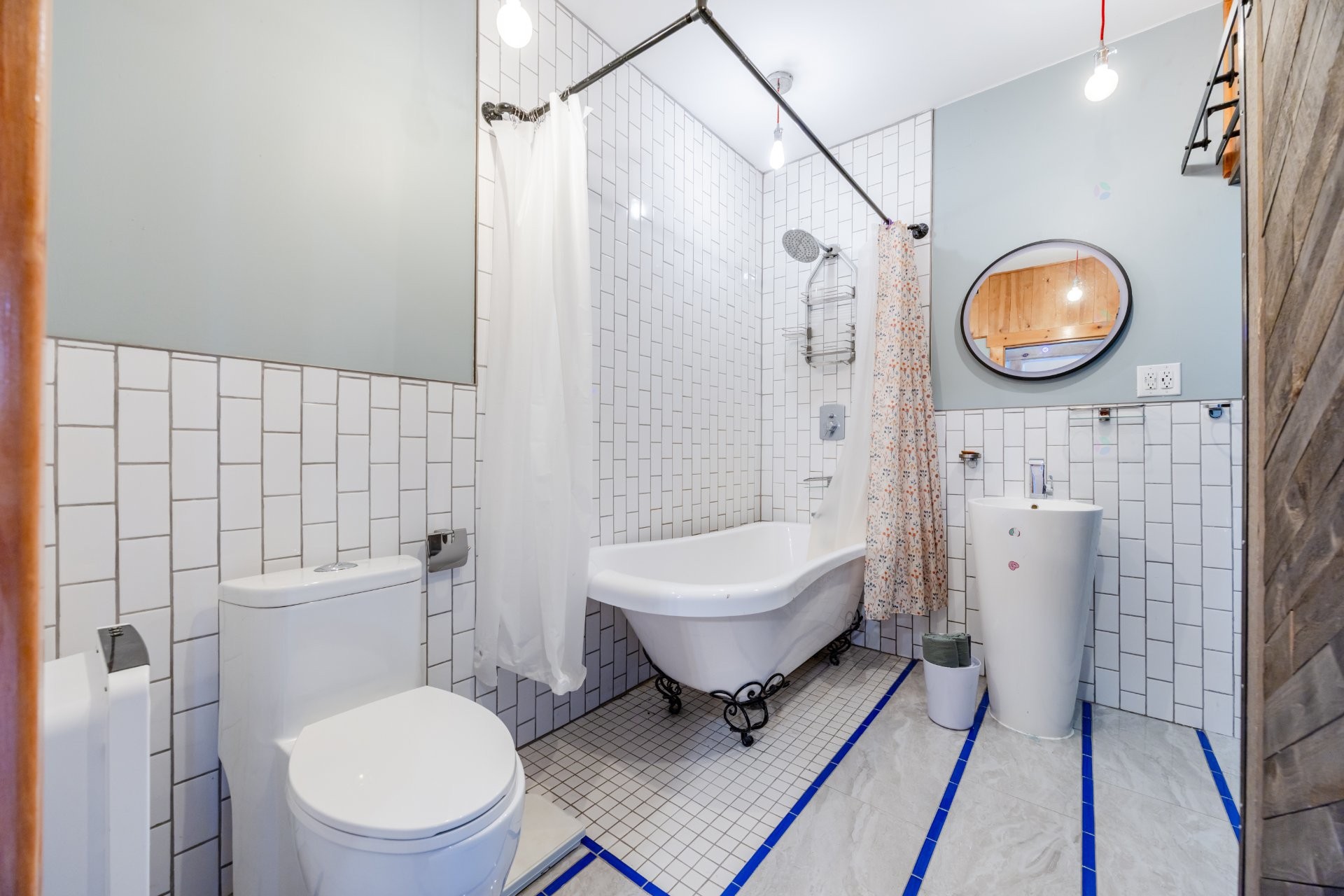 









2278

 - 2280


Av. Hector

,
Montréal (Mercier/Hochelaga-Maisonneuve),




QC
H1L3X1

