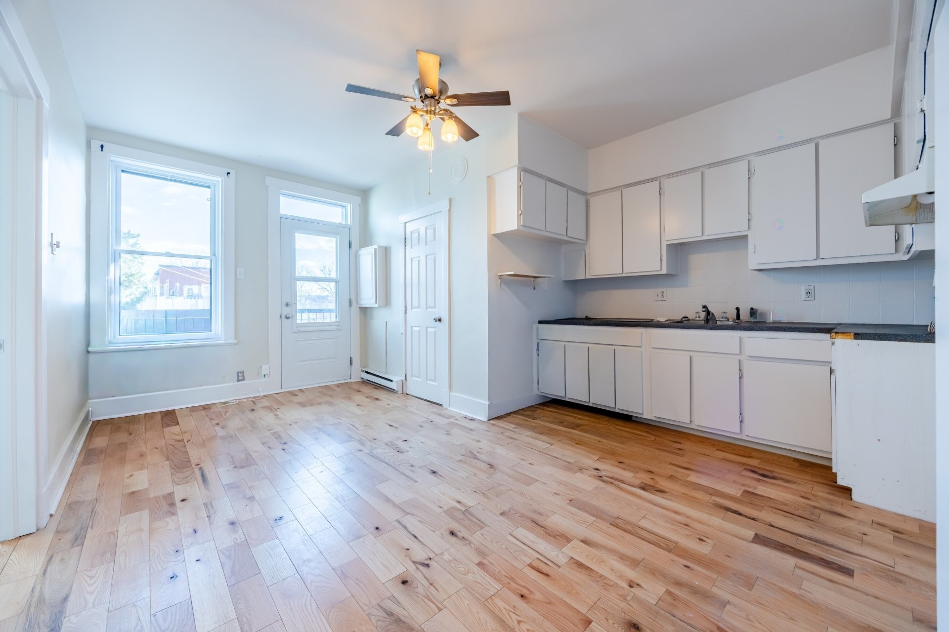 









2278

 - 2280


Av. Hector

,
Montréal (Mercier/Hochelaga-Maisonneuve),




QC
H1L3X1

