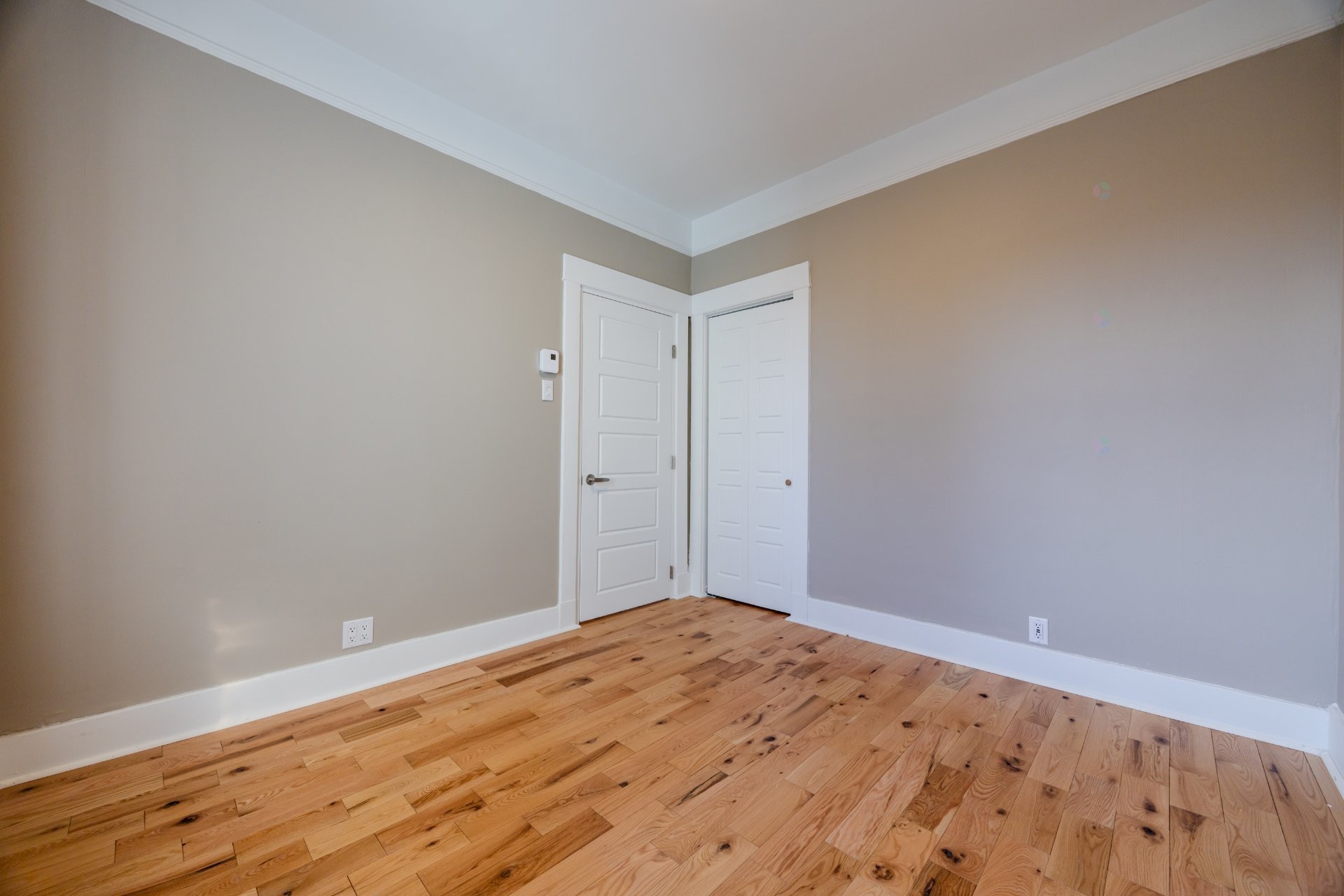 









2278

 - 2280


Av. Hector

,
Montréal (Mercier/Hochelaga-Maisonneuve),




QC
H1L3X1

