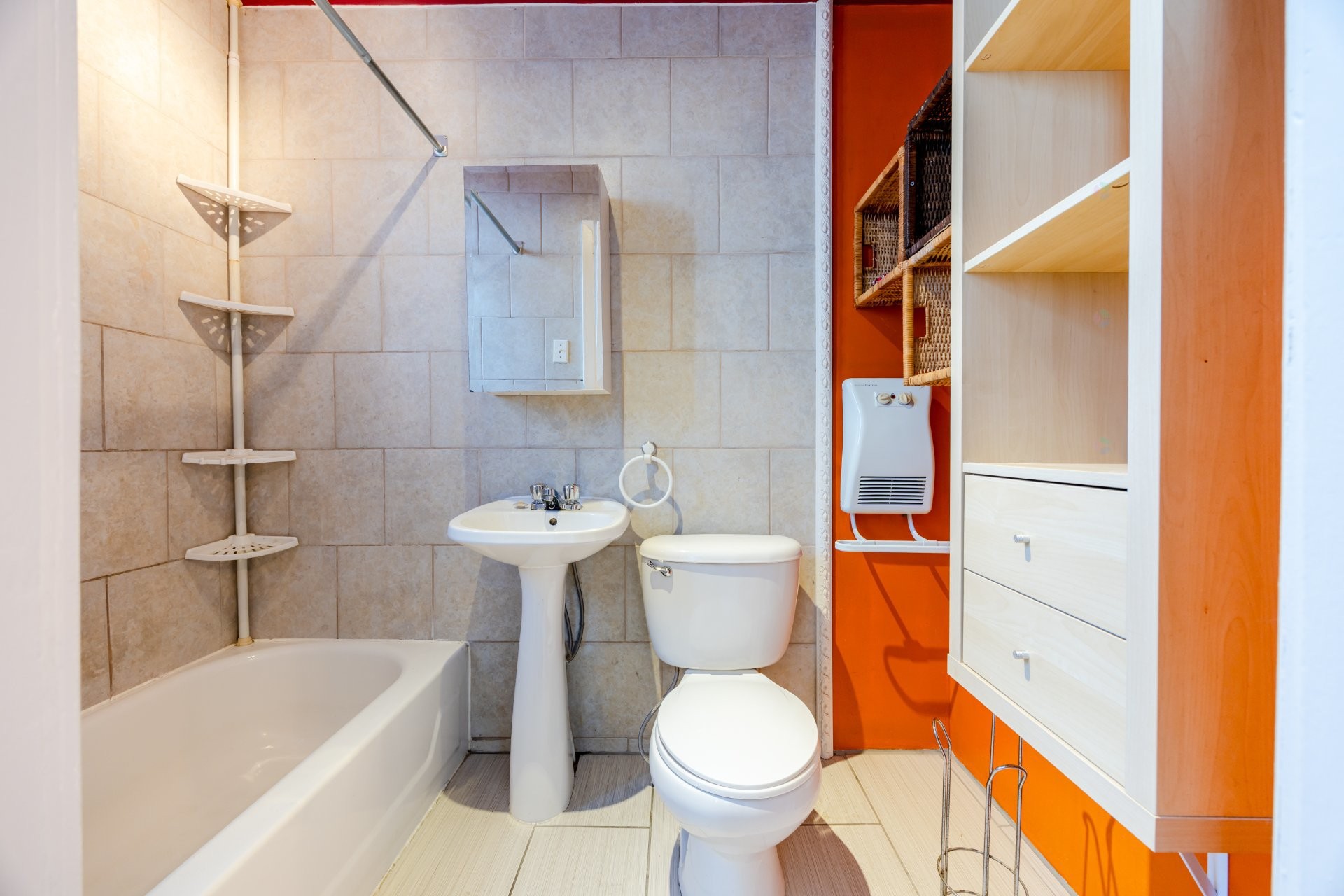 









2278

 - 2280


Av. Hector

,
Montréal (Mercier/Hochelaga-Maisonneuve),




QC
H1L3X1

