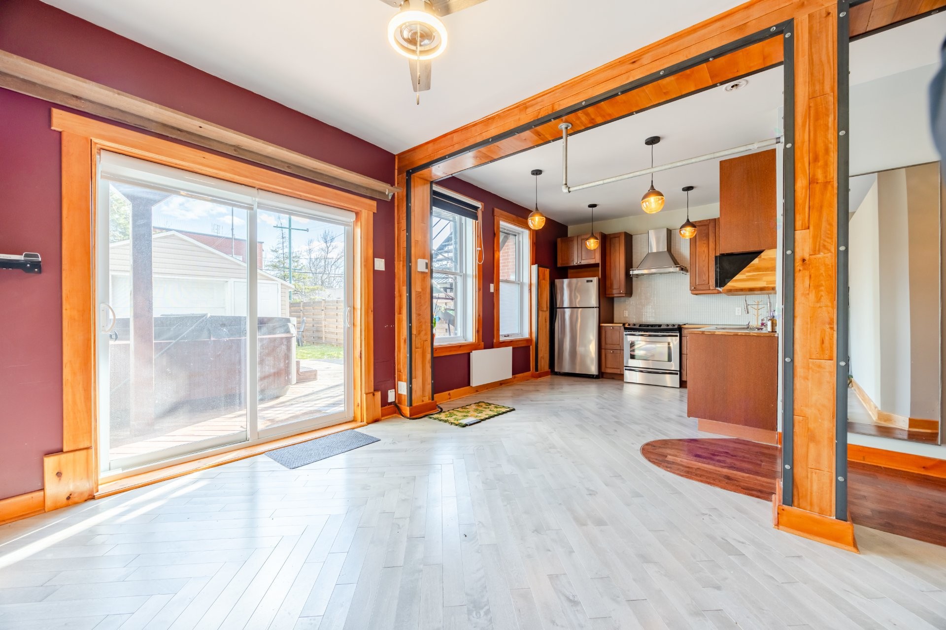 









2278

 - 2280


Av. Hector

,
Montréal (Mercier/Hochelaga-Maisonneuve),




QC
H1L3X1

