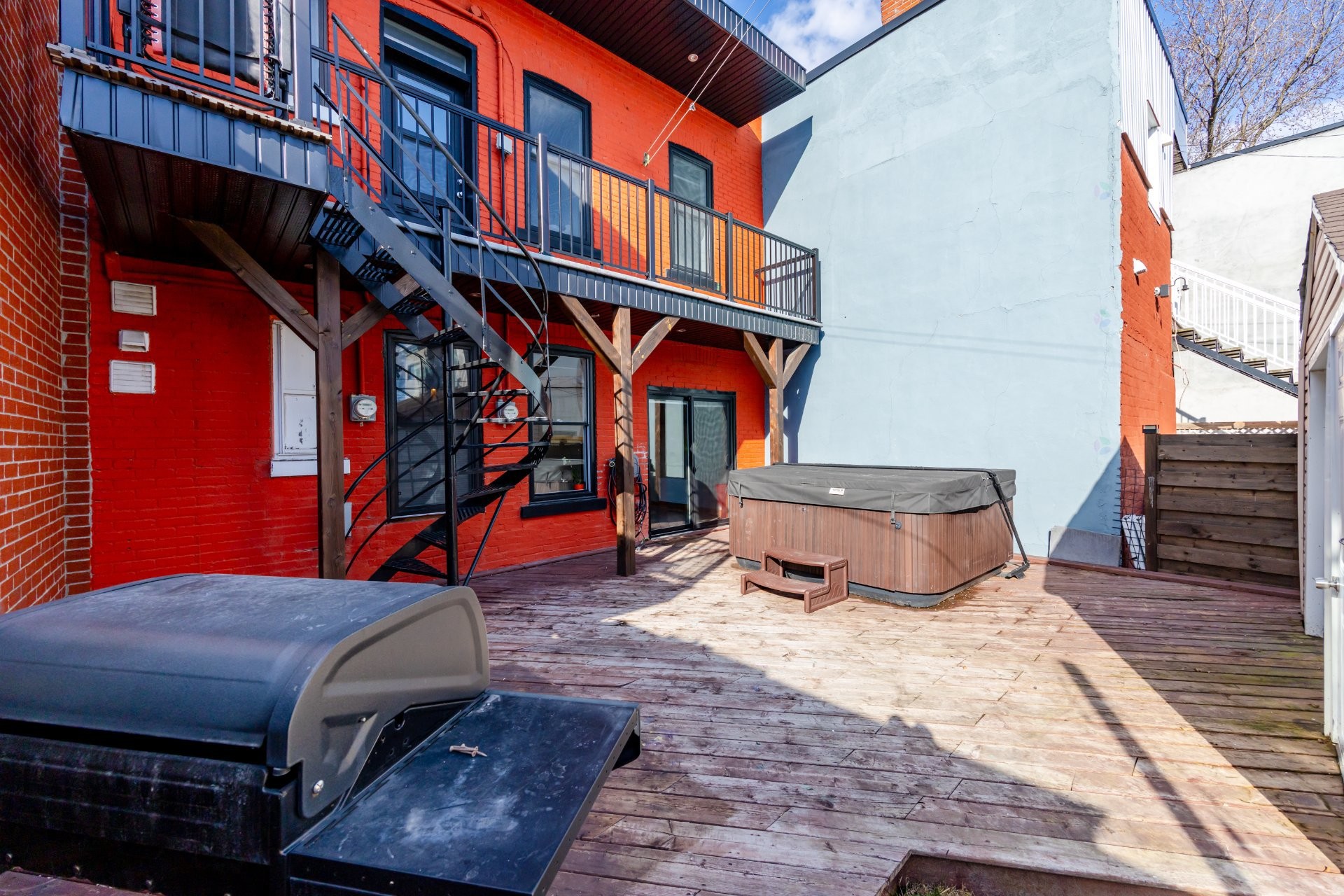 









2278

 - 2280


Av. Hector

,
Montréal (Mercier/Hochelaga-Maisonneuve),




QC
H1L3X1

