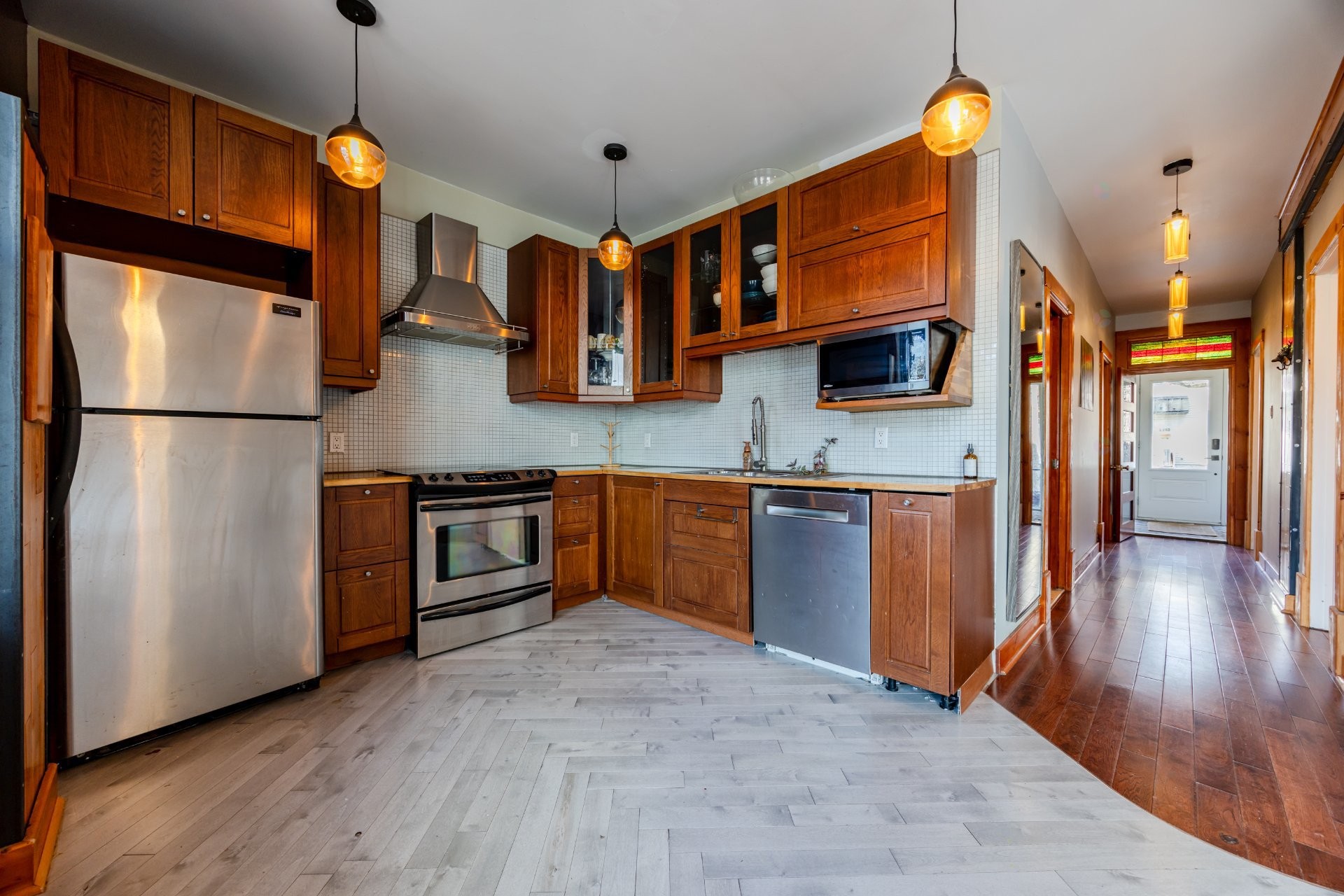 









2278

 - 2280


Av. Hector

,
Montréal (Mercier/Hochelaga-Maisonneuve),




QC
H1L3X1

