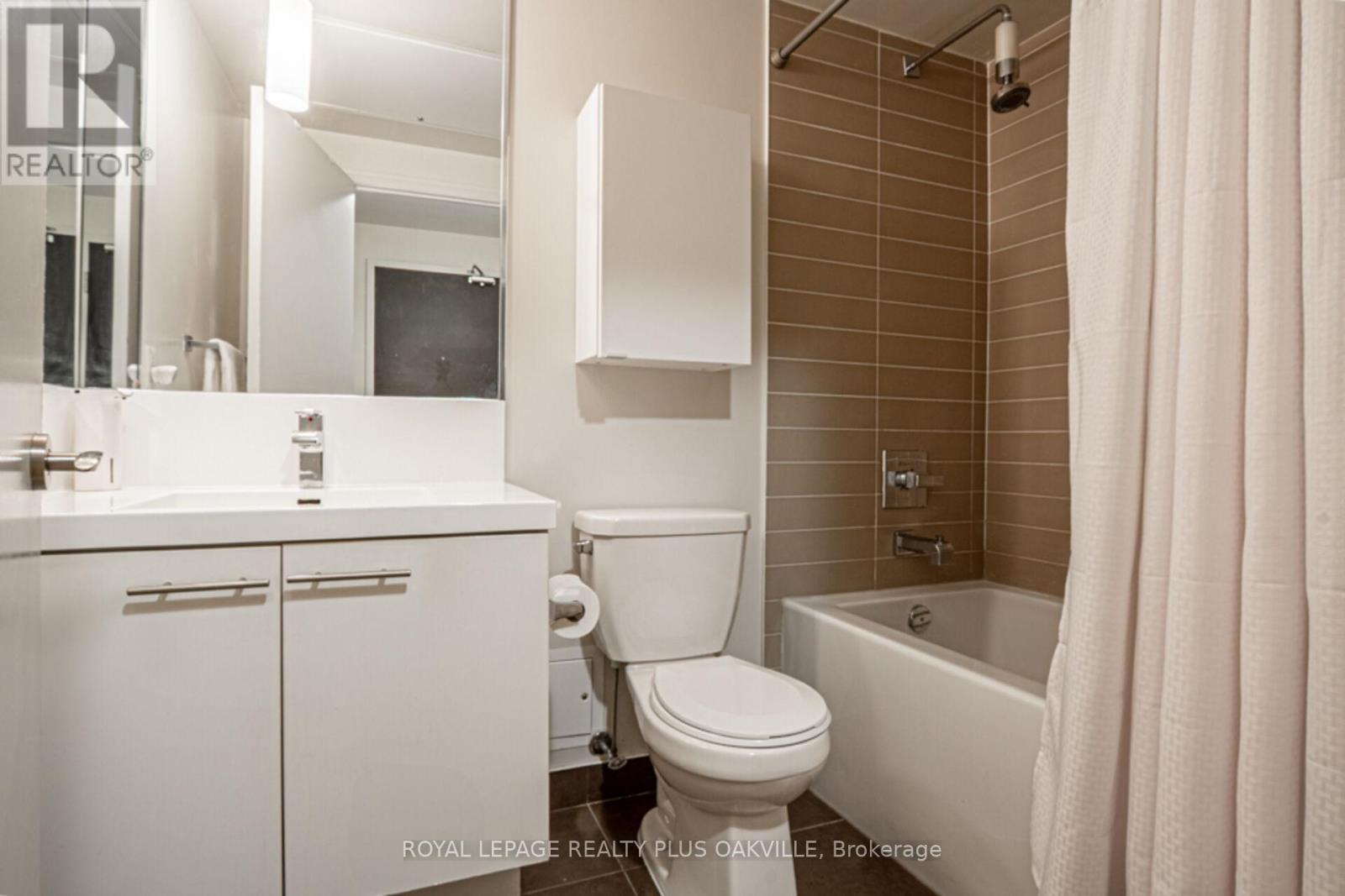 












510 - 5 VALHALLA INN ROAD

,
Toronto,




Ontario
M9B0B1

