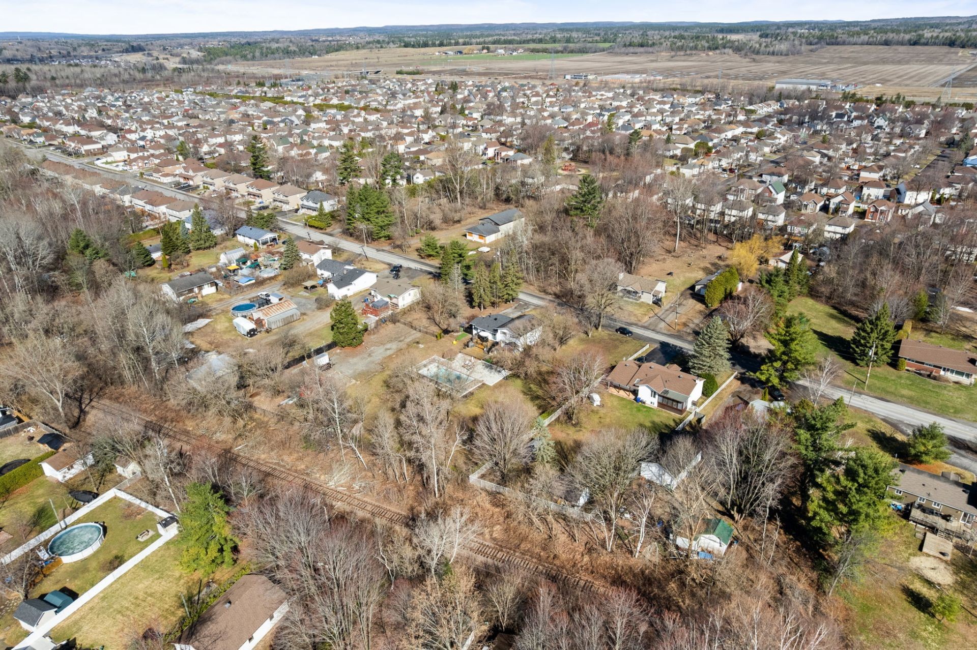 









1478


Boul. St-René E.

,
Gatineau (Gatineau),




QC
J8R1C8

