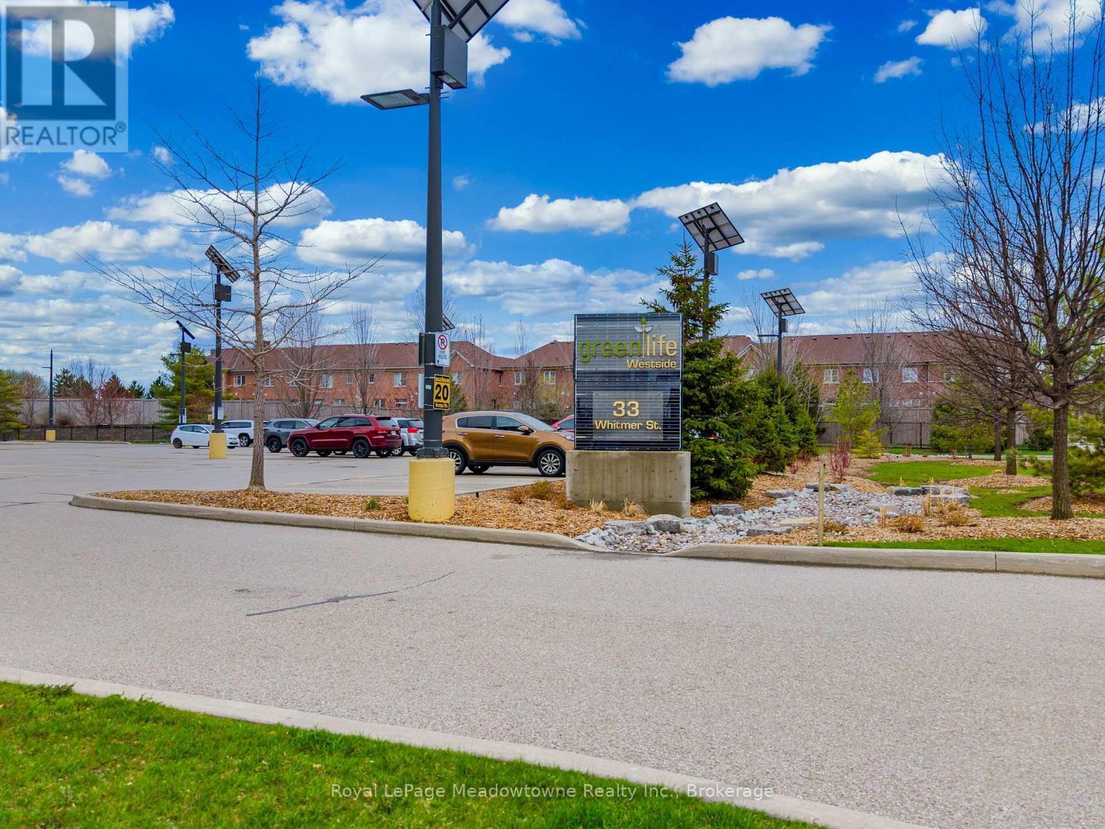 












109 - 33 WHITMER STREET

,
Milton (SC Scott),




Ontario
L9T8P9

