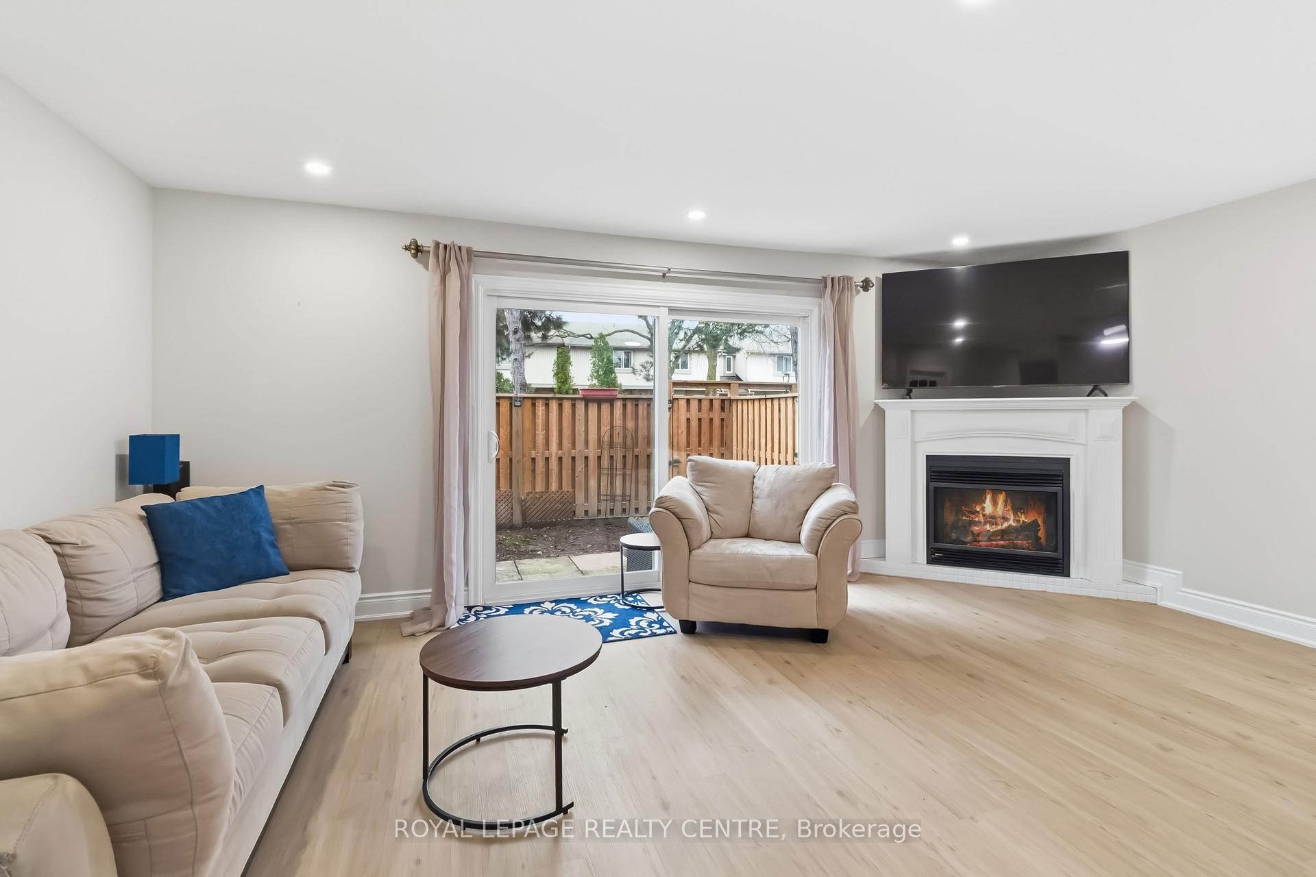









683


Woodward

Avenue,
Milton,




ON
L9T 3K4

