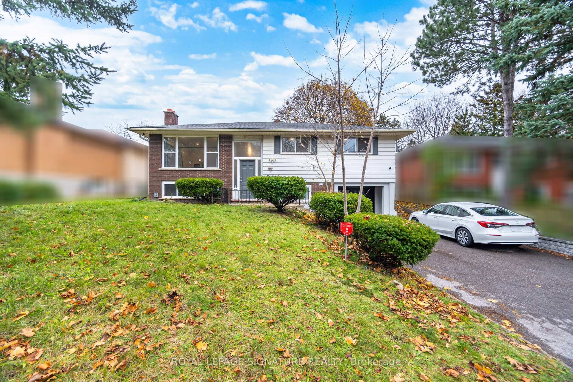 









406


Tamarack

Drive,
Waterloo,




ON
N2L 4G6

