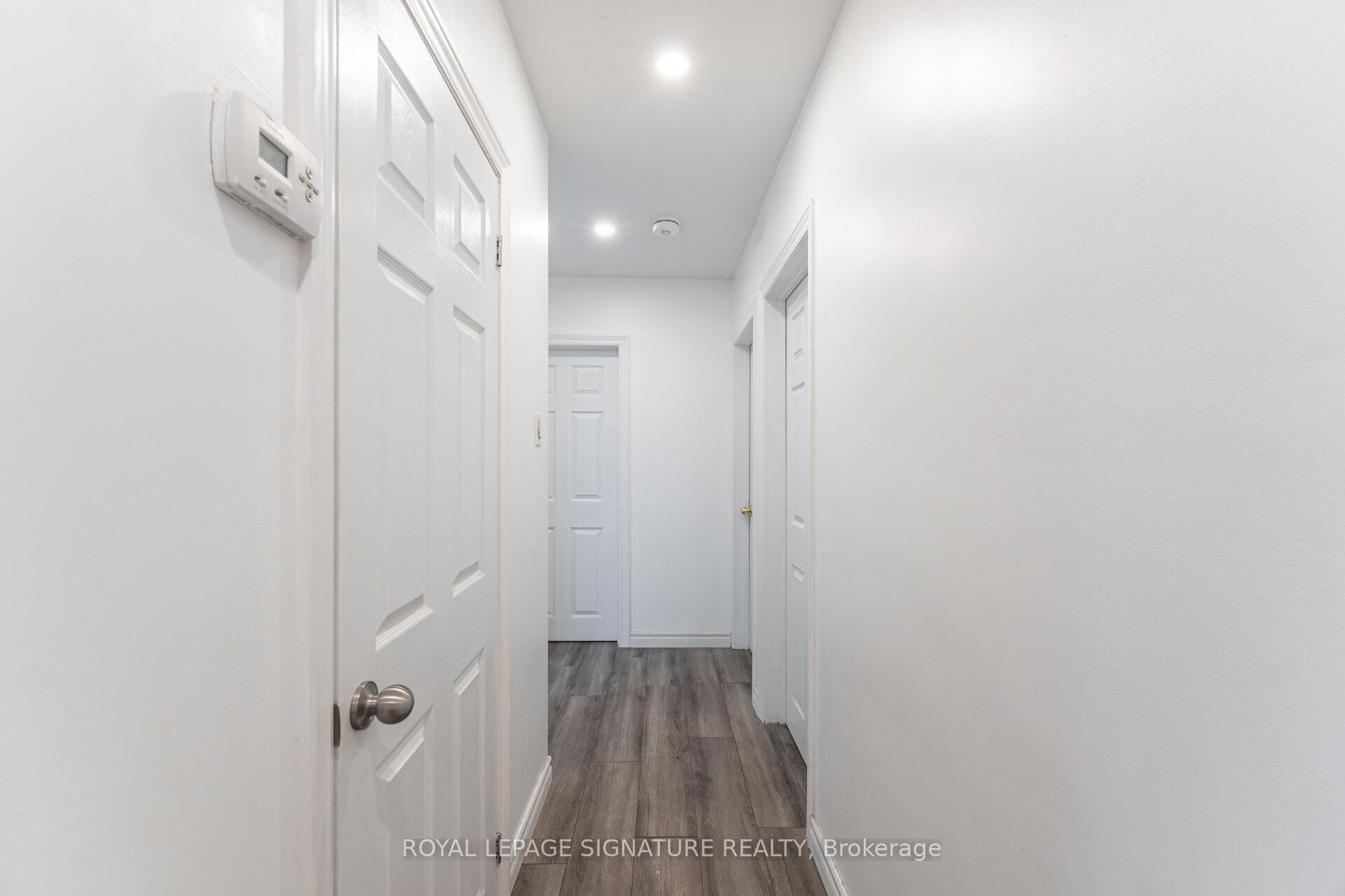 









406


Tamarack

Drive,
Waterloo,




ON
N2L 4G6

