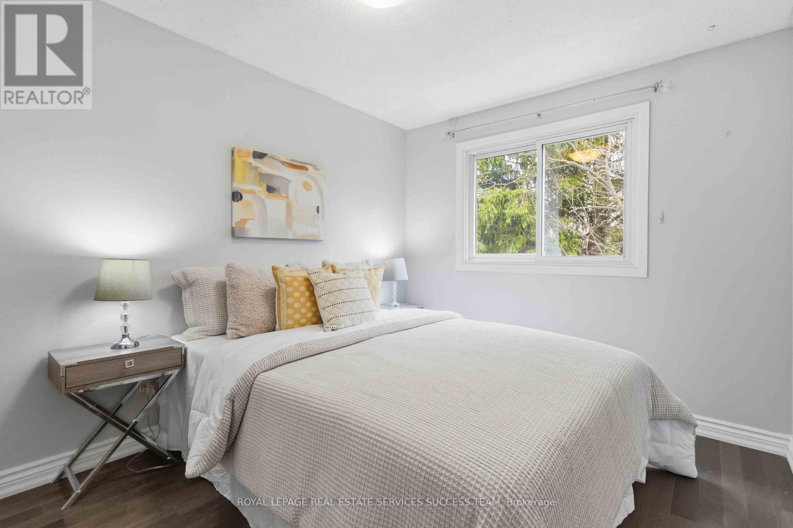 












31 THATCHER'S MILL WAY

,
Markham,




Ontario
L3P3T2

