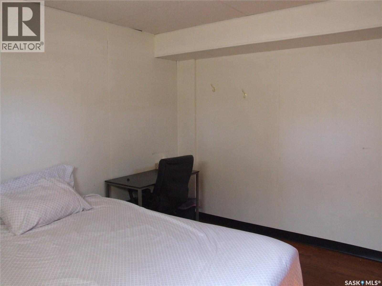 












232 5th STREET W

,
Leader,




Saskatchewan
S0N1H0

