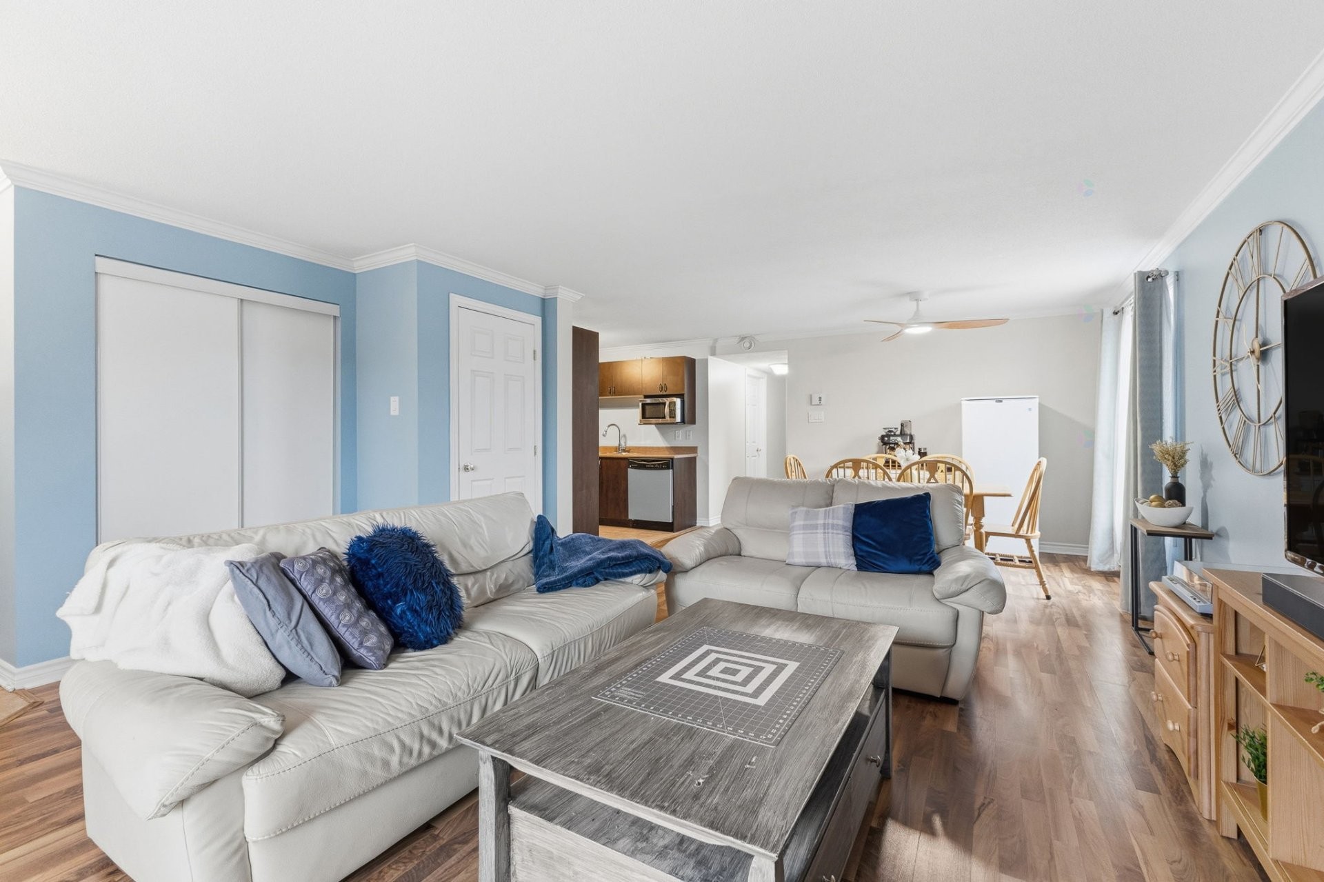 









5


Imp. Berthe Morisot

, 3,
Gatineau (Gatineau),




QC
J8P0A9

