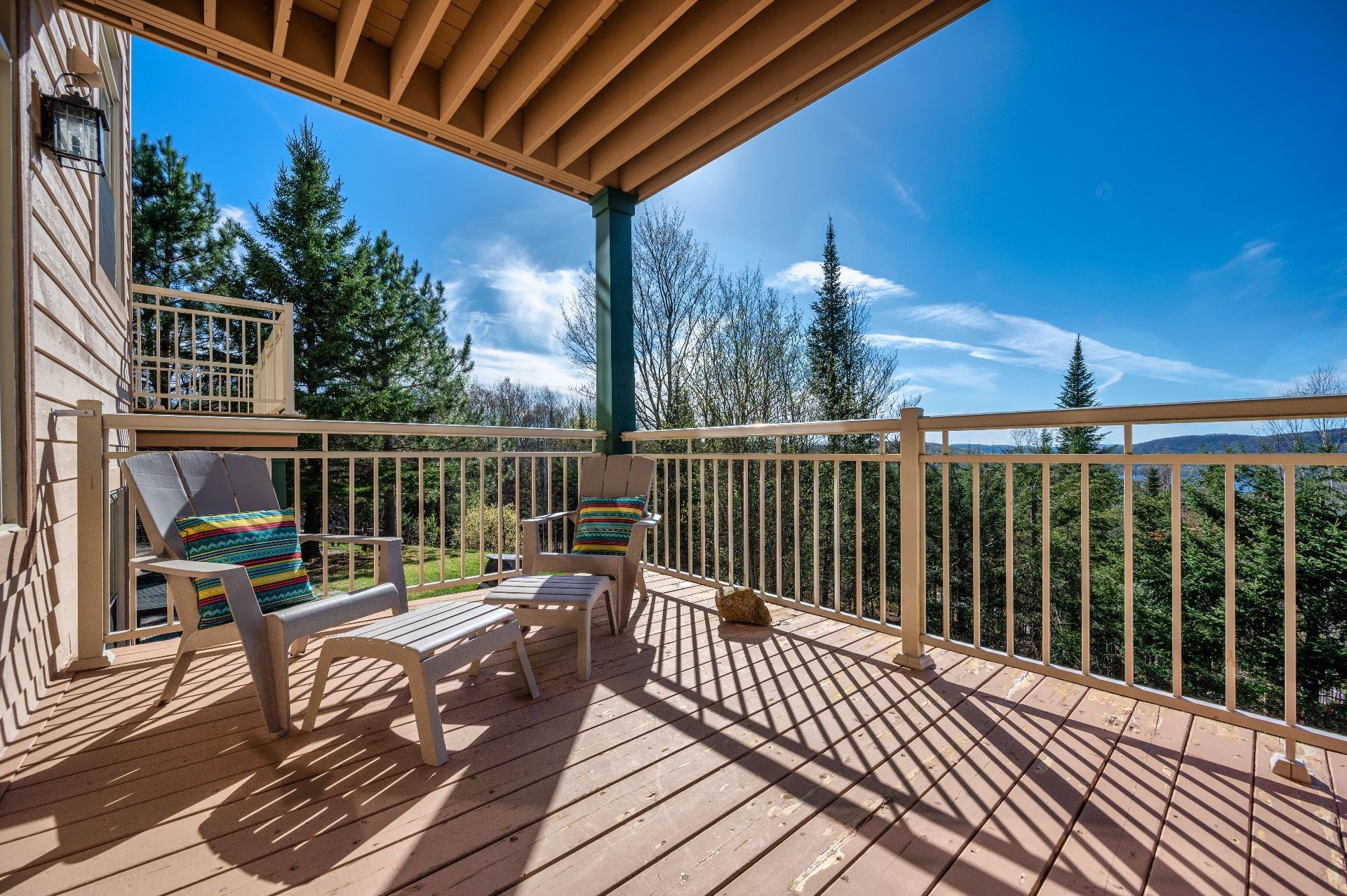 









175


Rue du Mont-Plaisant

, 4,
Mont-Tremblant,




QC
J8E1L2

