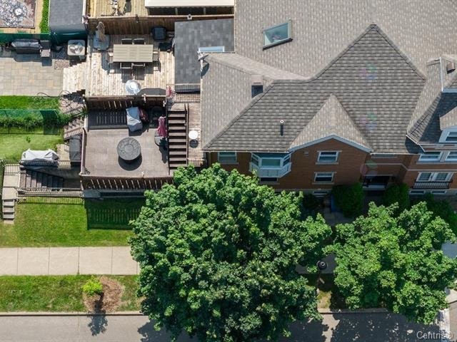 









2404


Rue de l'Acajou

,
Montréal (Saint-Laurent),




QC
H4R2R9

