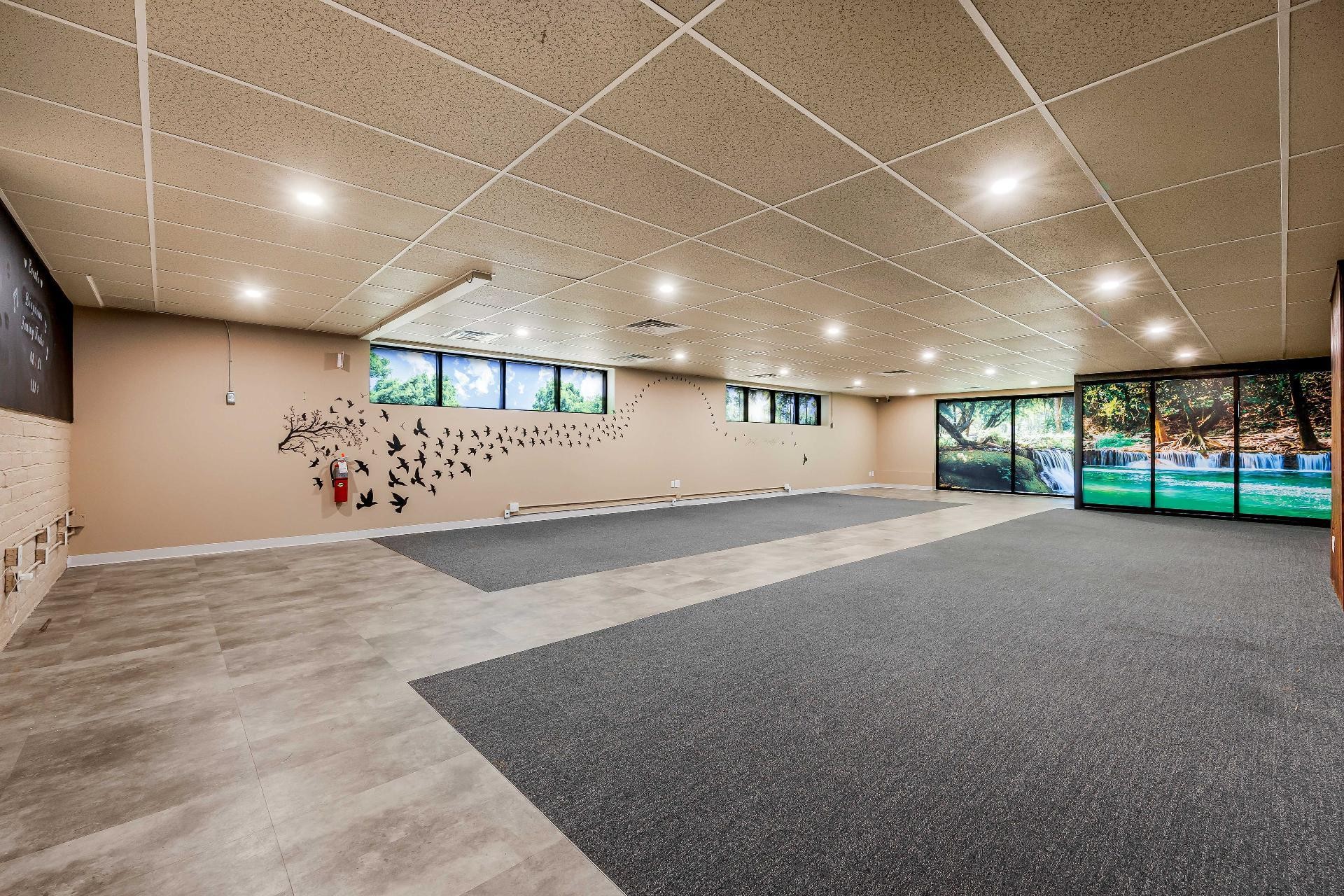 









460


Rue St-Charles O.

, A,
Longueuil (Le Vieux-Longueuil),




QC
J4H1G4

