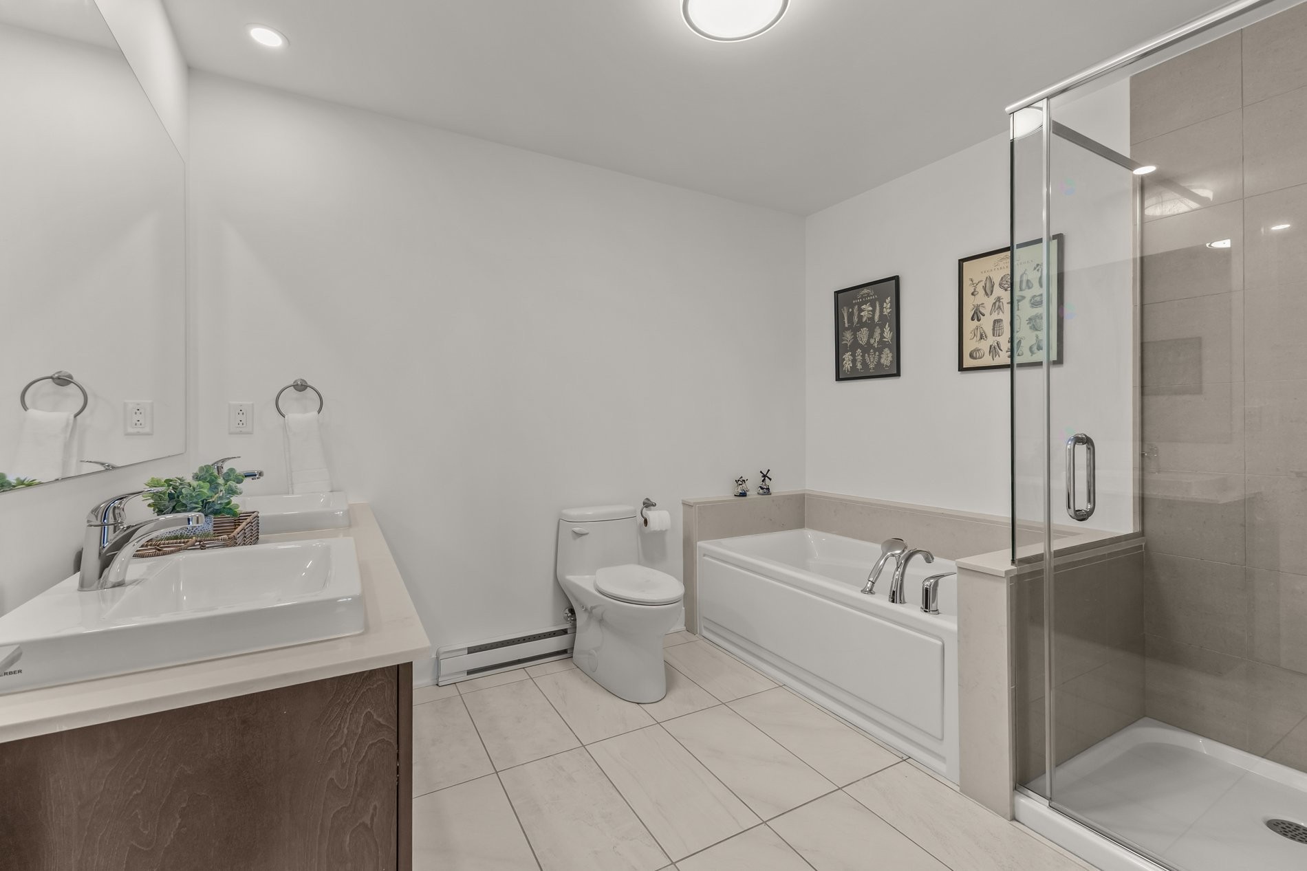 









2116


Rue Pigeon

,
Montréal (LaSalle),




QC
H8N1A6

