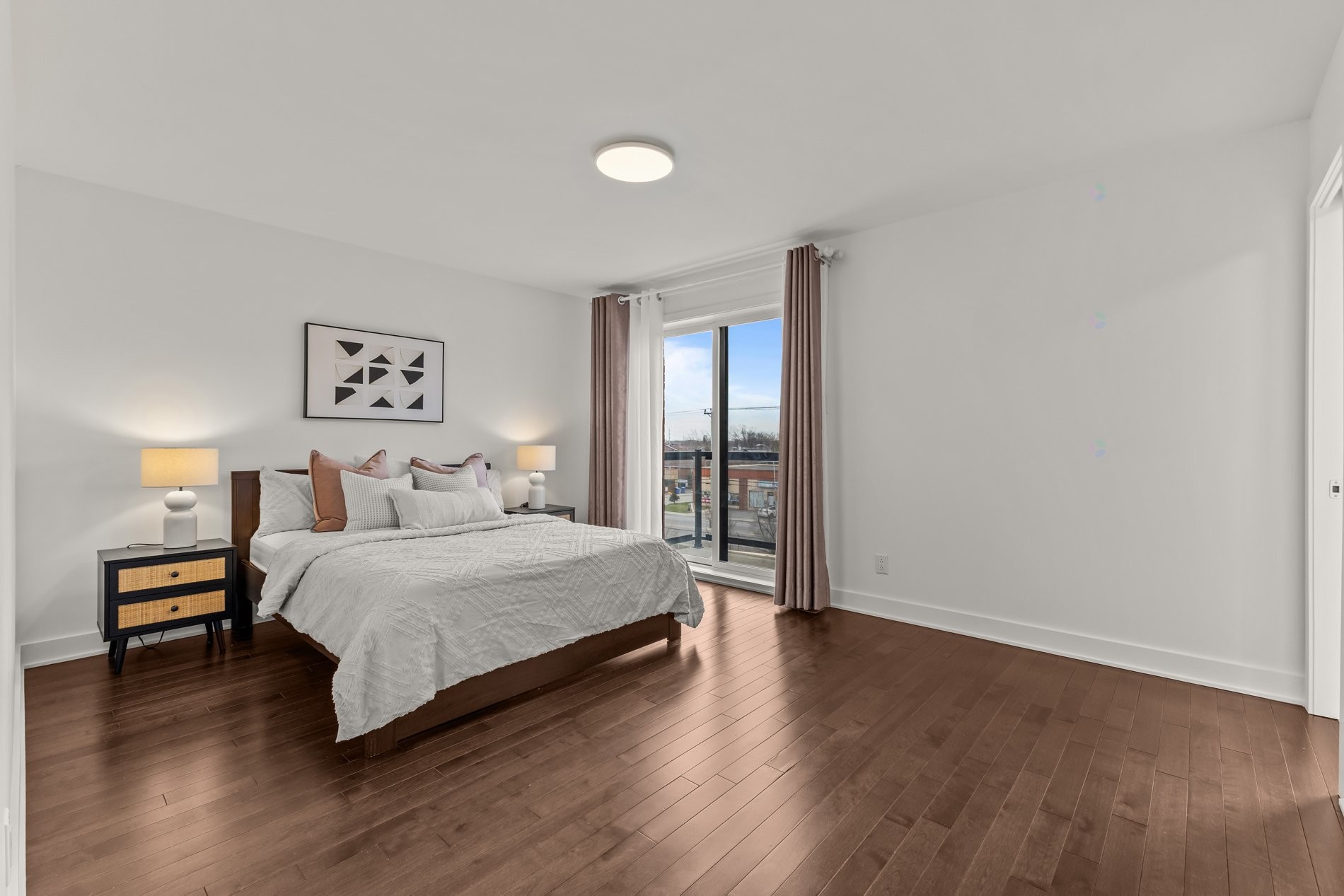 









2116


Rue Pigeon

,
Montréal (LaSalle),




QC
H8N1A6

