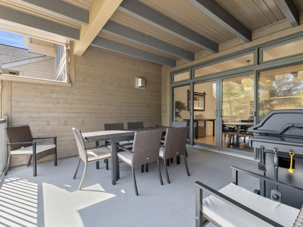 









3005


Allée du Valais

, 201,
Mont-Tremblant,




QC
J8E1C6

