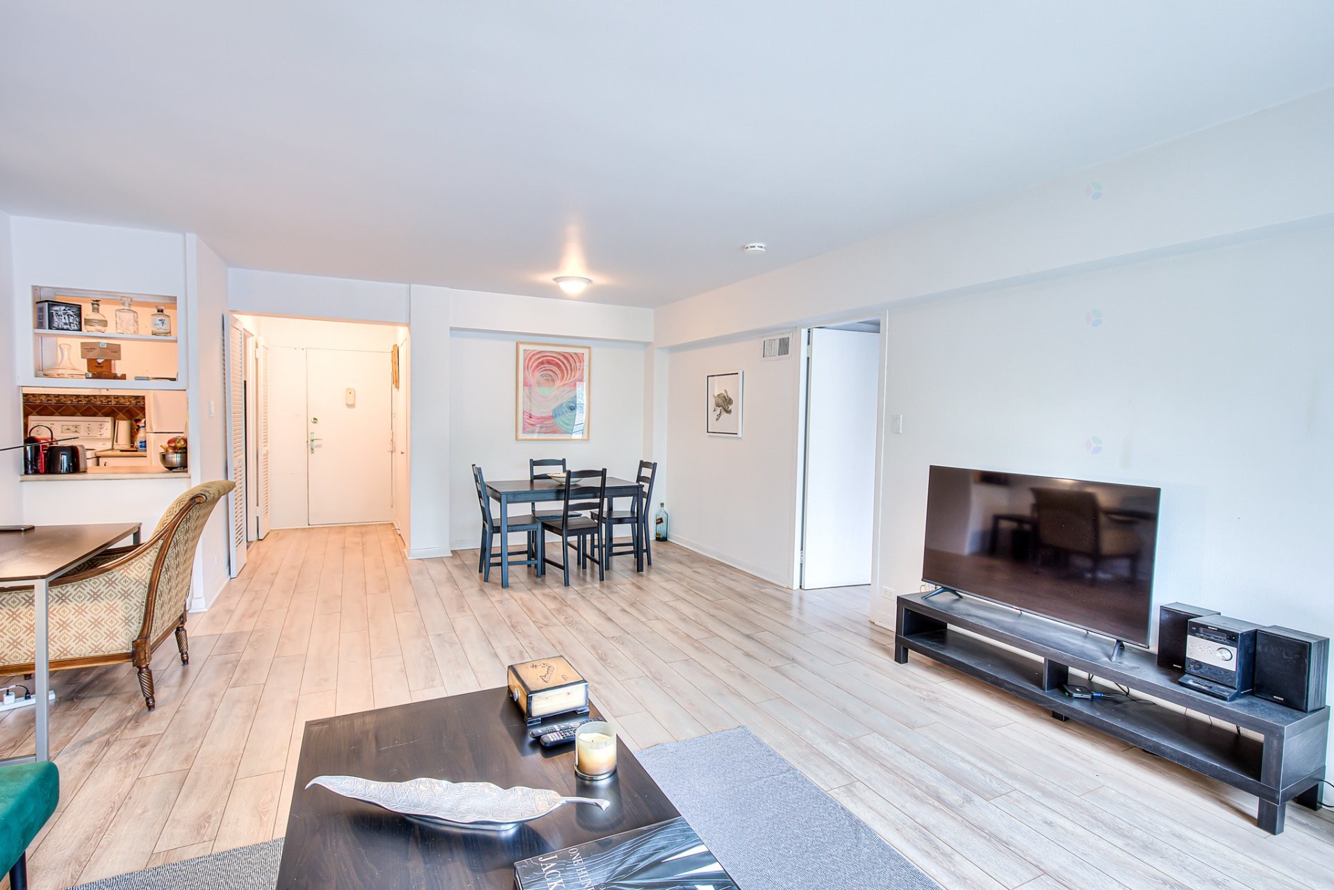 









6211


Ch. de la Côte-St-Luc

, 306,
Hampstead,




QC
H3X2H2

