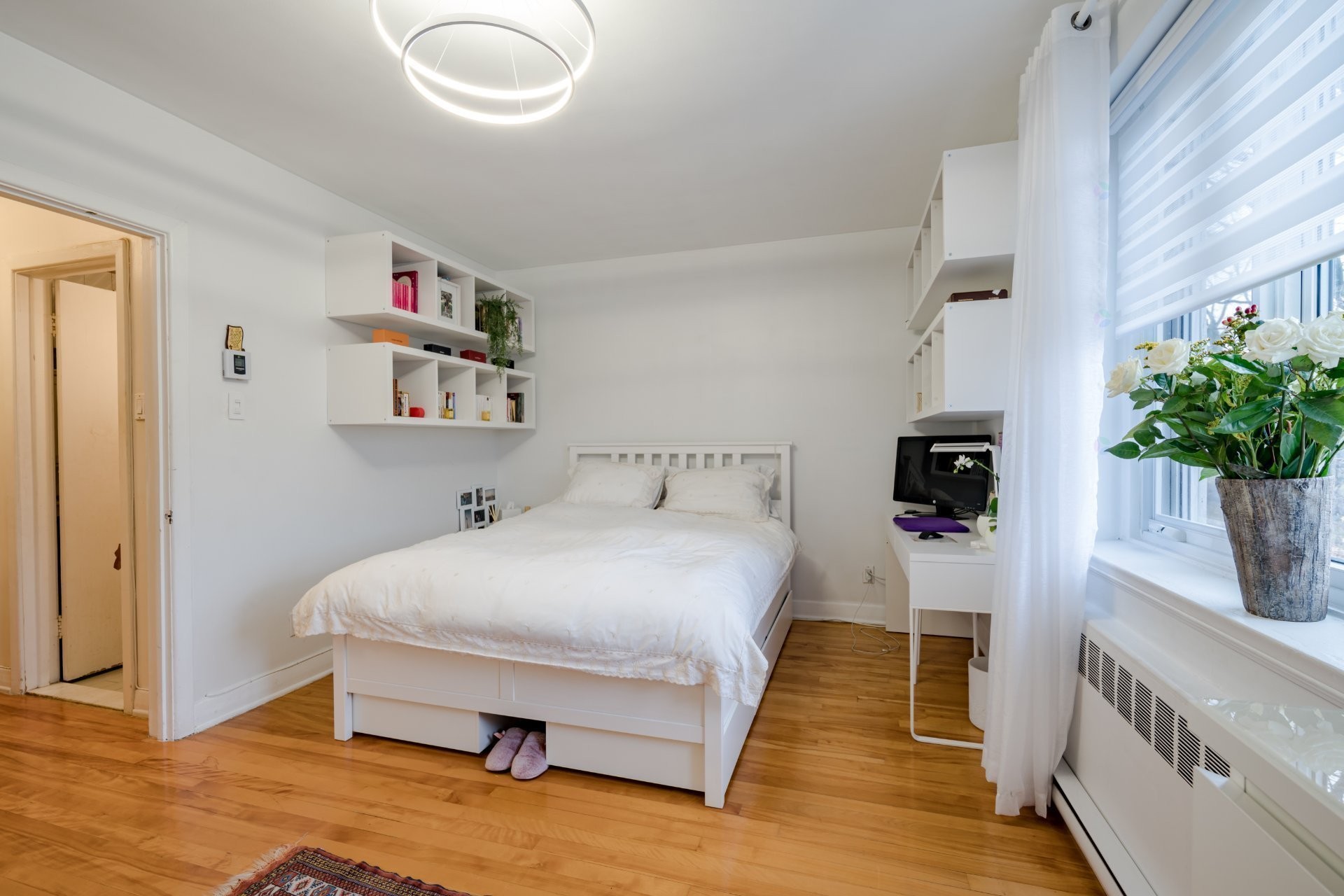 









2146


Ch. de Dunkirk

,
Mont-Royal,




QC
H3R3K7

