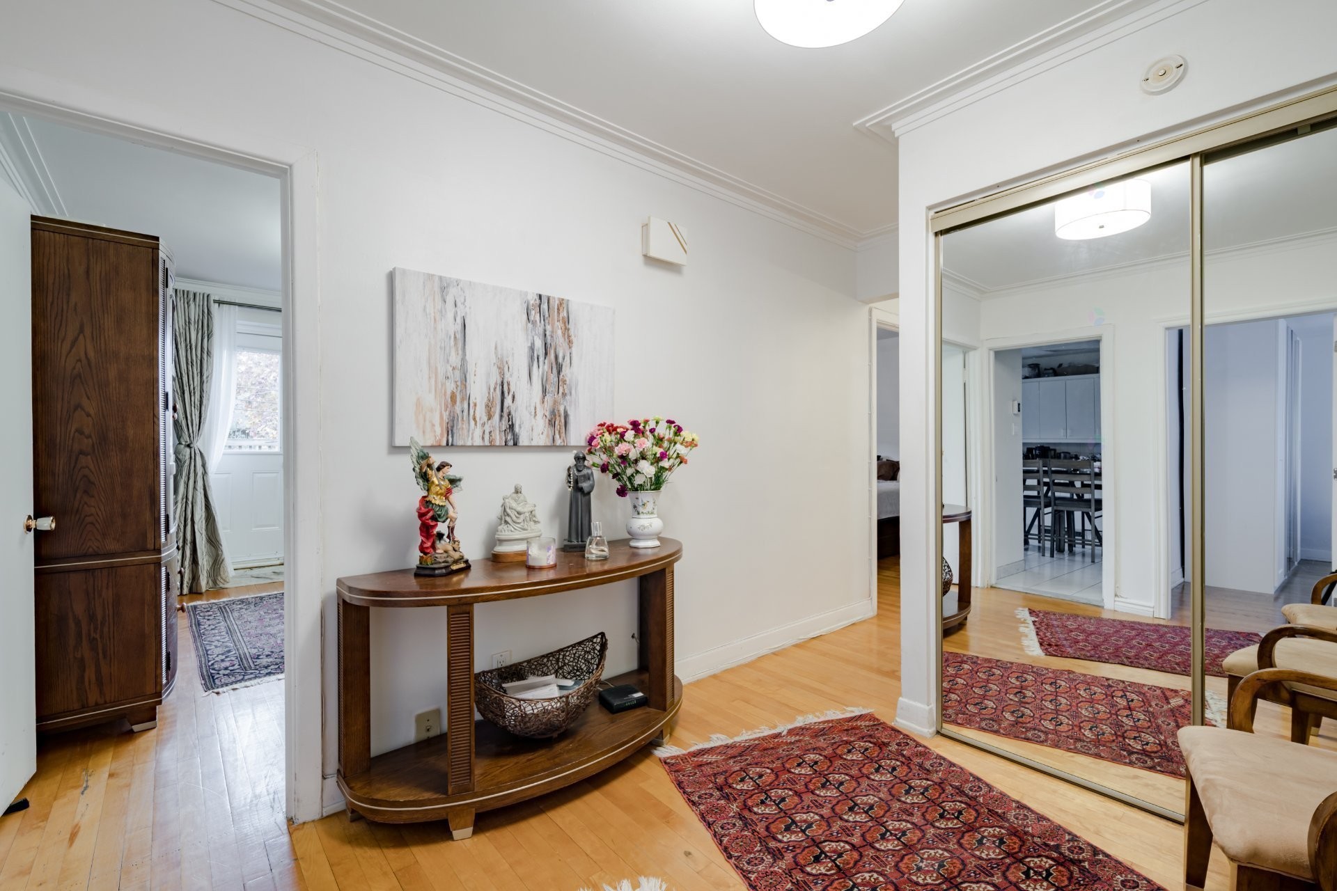 









2146


Ch. de Dunkirk

,
Mont-Royal,




QC
H3R3K7

