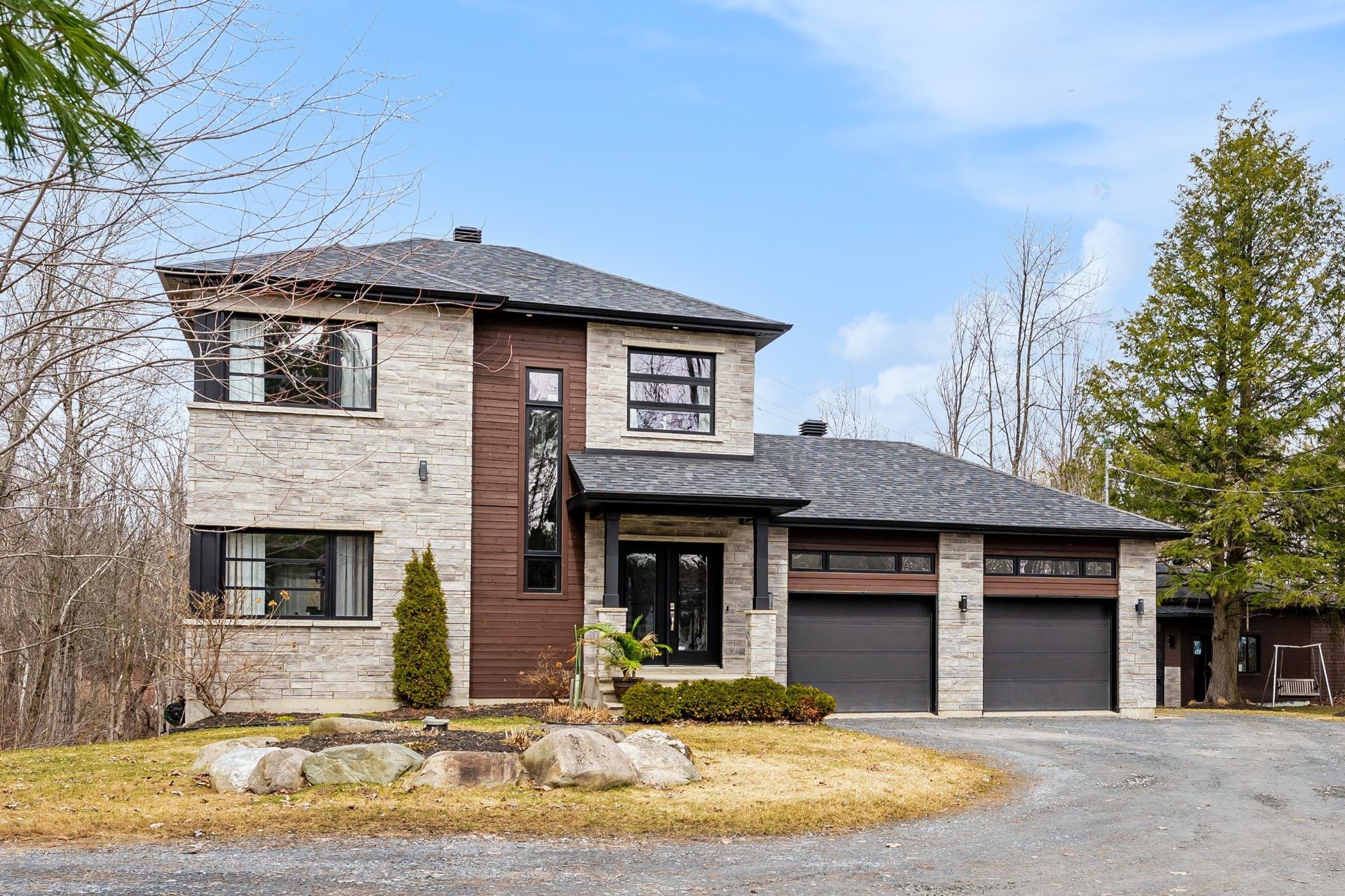 









1176


Ch. Édouard-Roy

,
Sherbrooke (Brompton/Rock Forest/Saint-Élie/Deauville),




QC
J1R0K1

