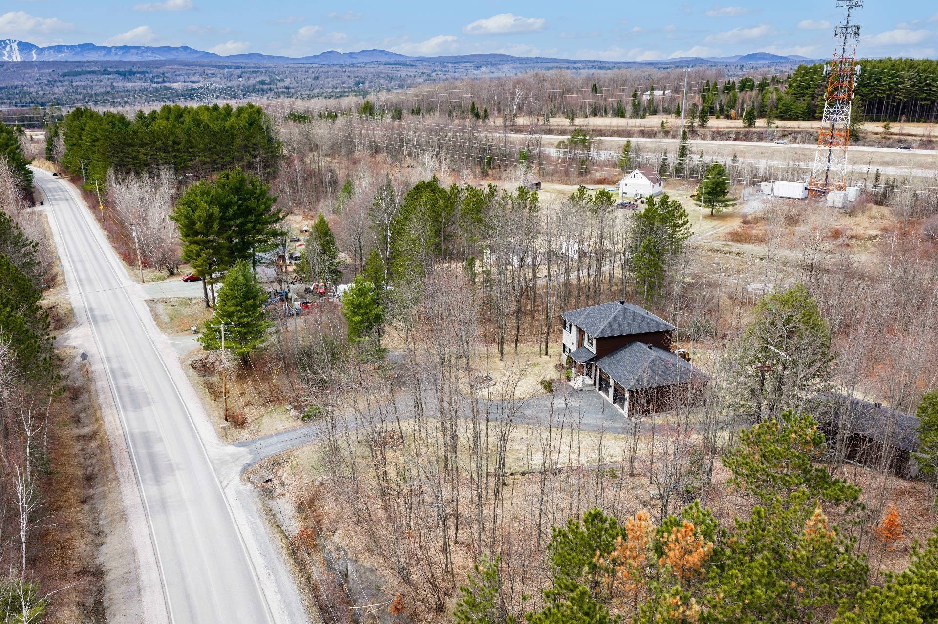 









1176


Ch. Édouard-Roy

,
Sherbrooke (Brompton/Rock Forest/Saint-Élie/Deauville),




QC
J1R0K1


