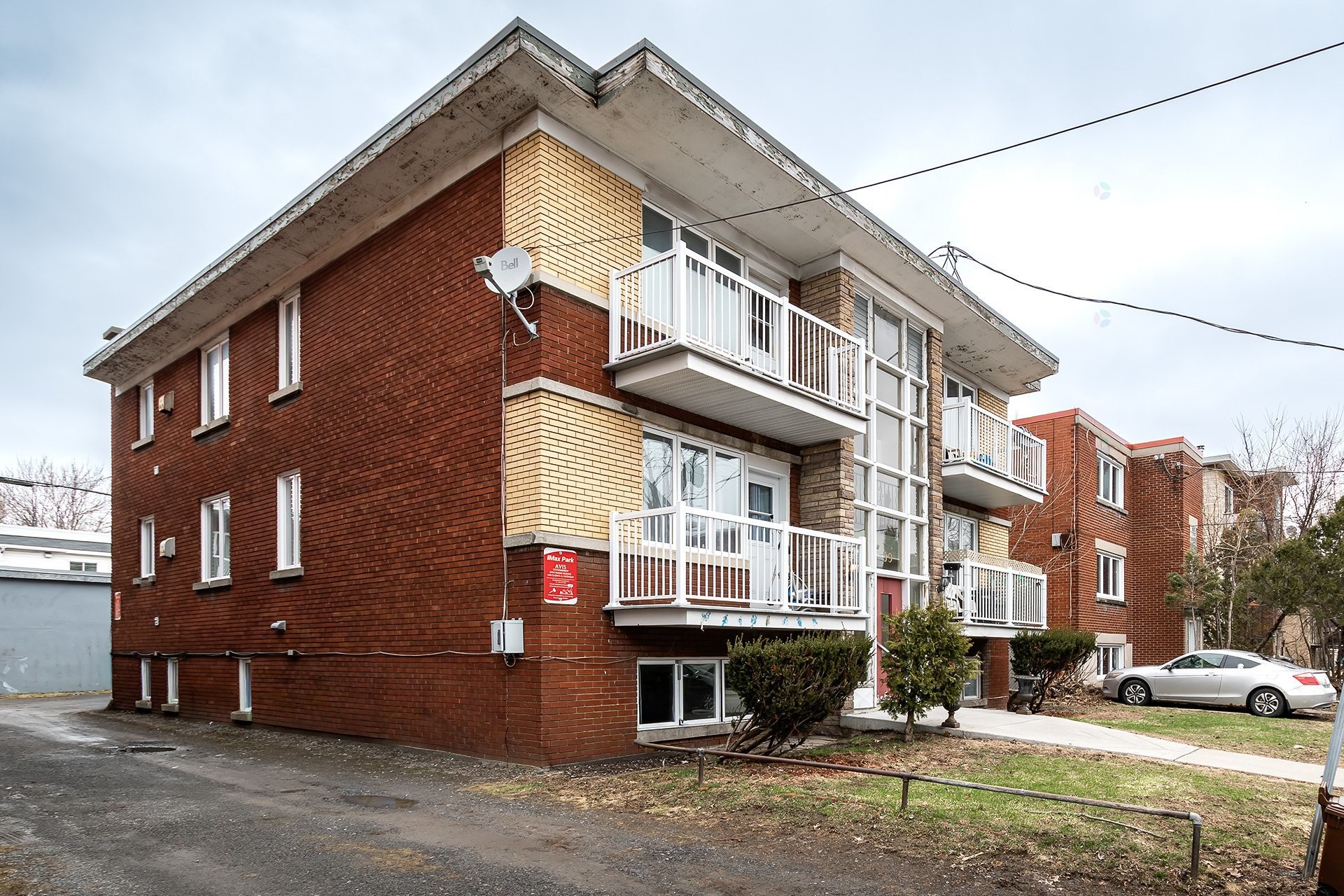 









59


Rue Philp

, 2,
Longueuil (Greenfield Park),




QC
J4R2J7

